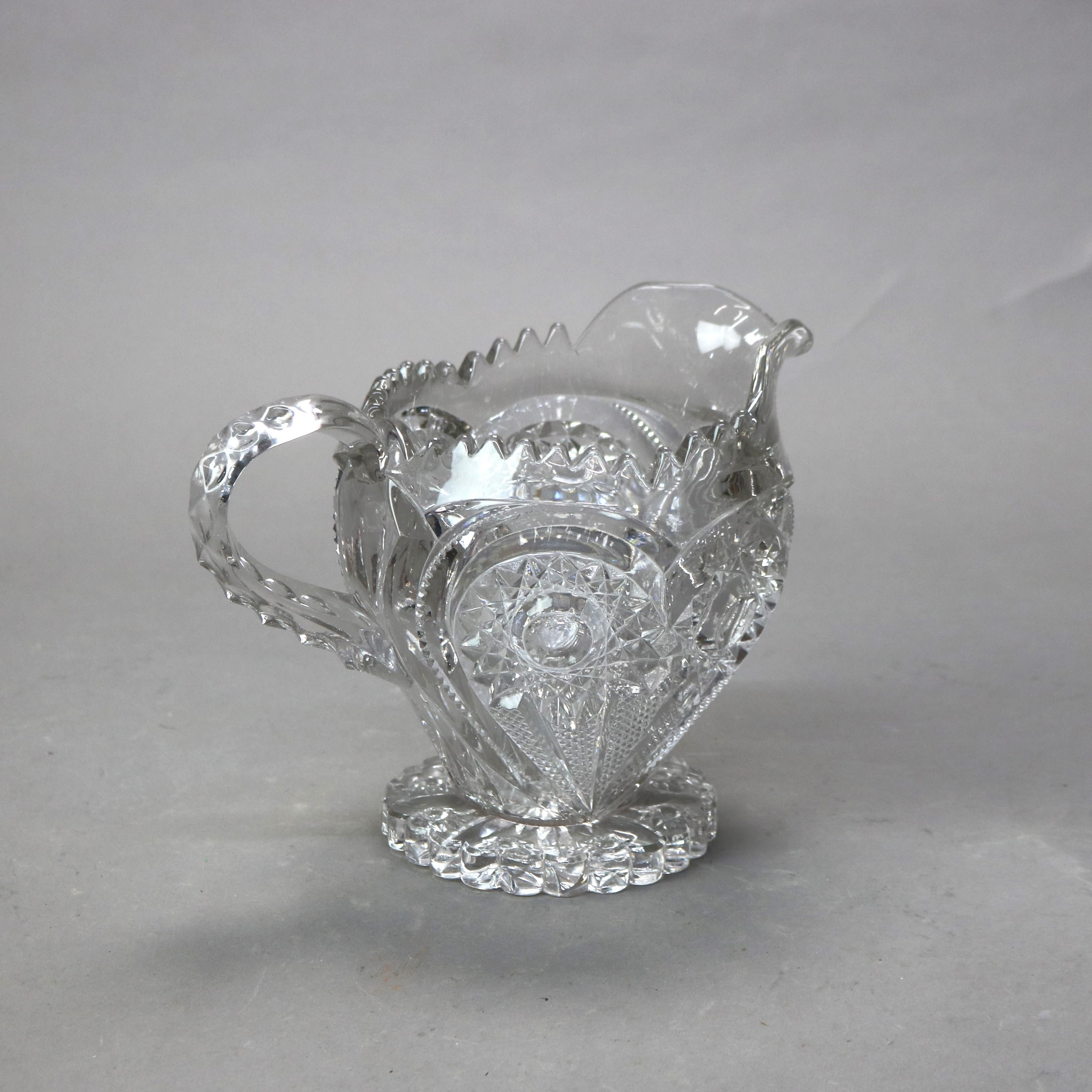 Trois pichets d'eau anciens en verre taillé 19ème siècle

Dimensions - 9,75 