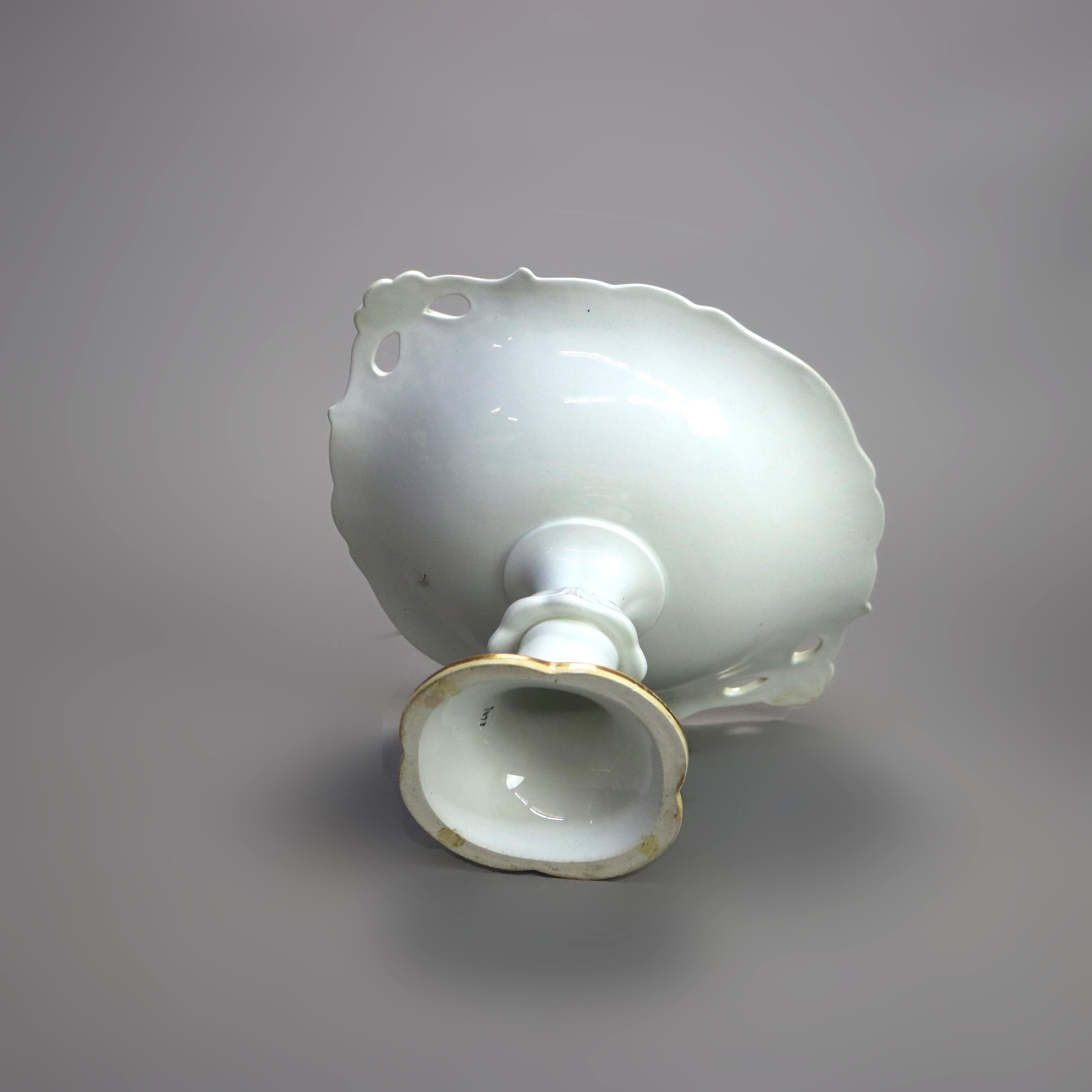 Trois compotes anglaises anciennes peintes à la main et dorées sur pied en porcelaine dorée, vers 1890 en vente 9