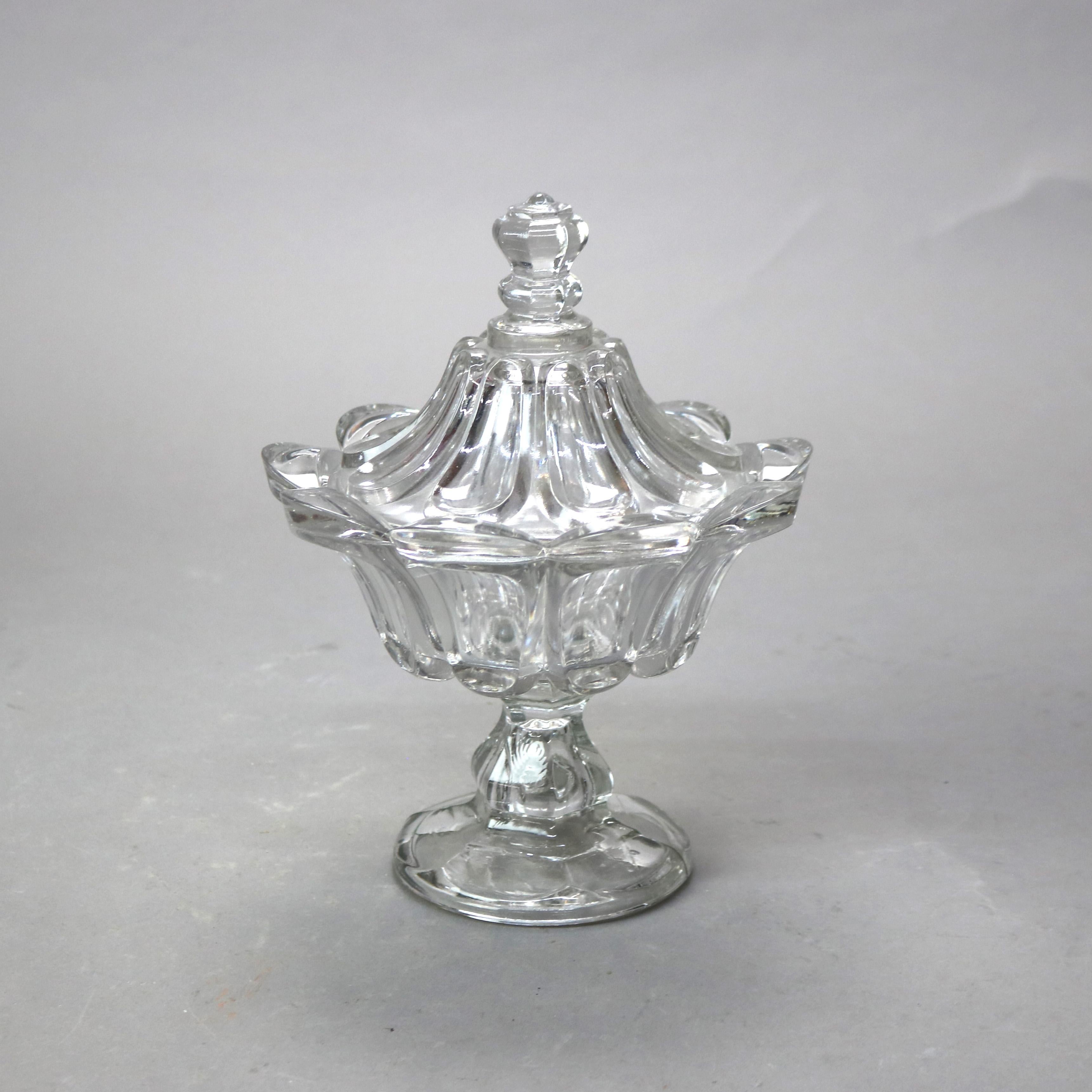 Verre Trois pièces anciennes en verre pressé 19ème siècle en vente