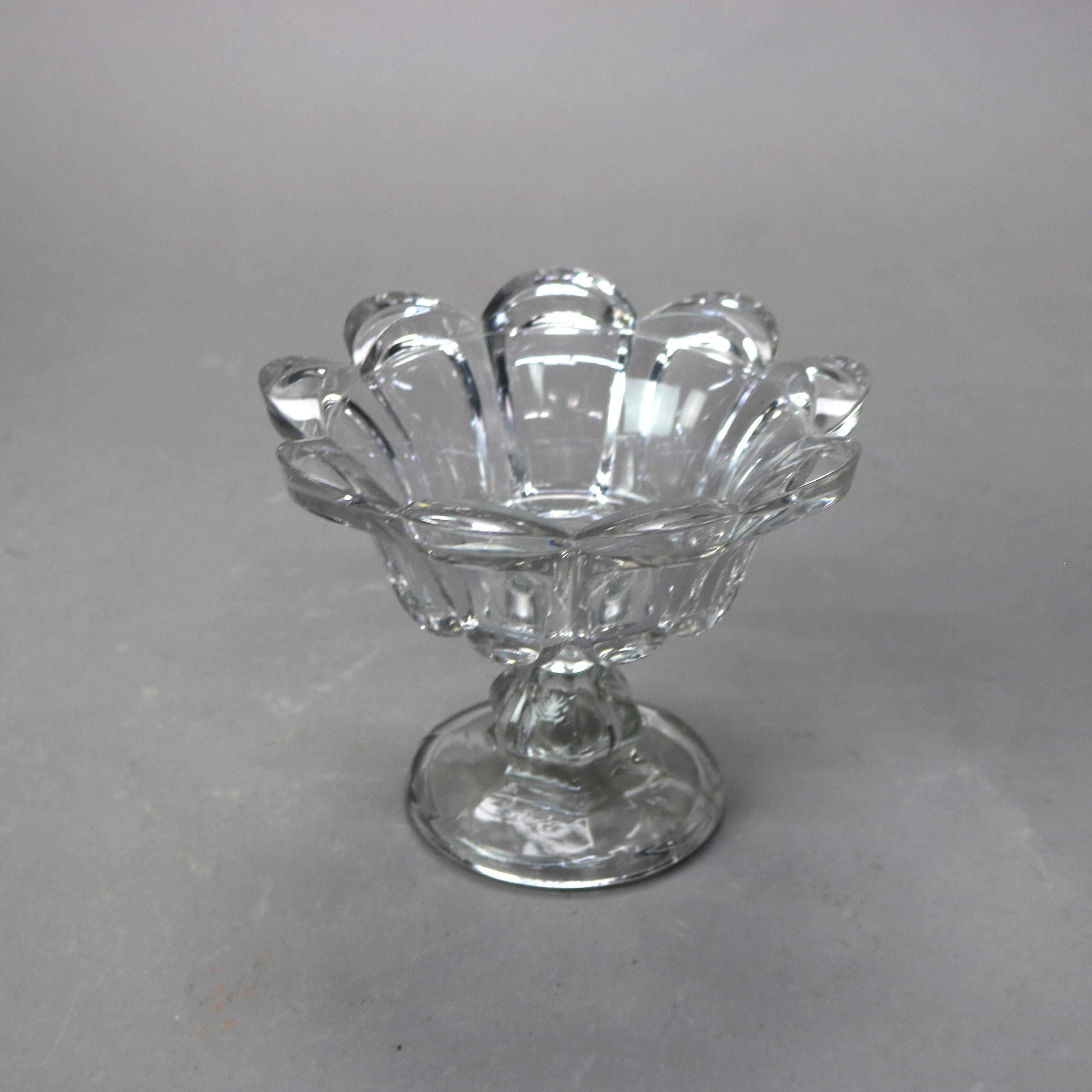 Trois pièces anciennes en verre pressé 19ème siècle en vente 2