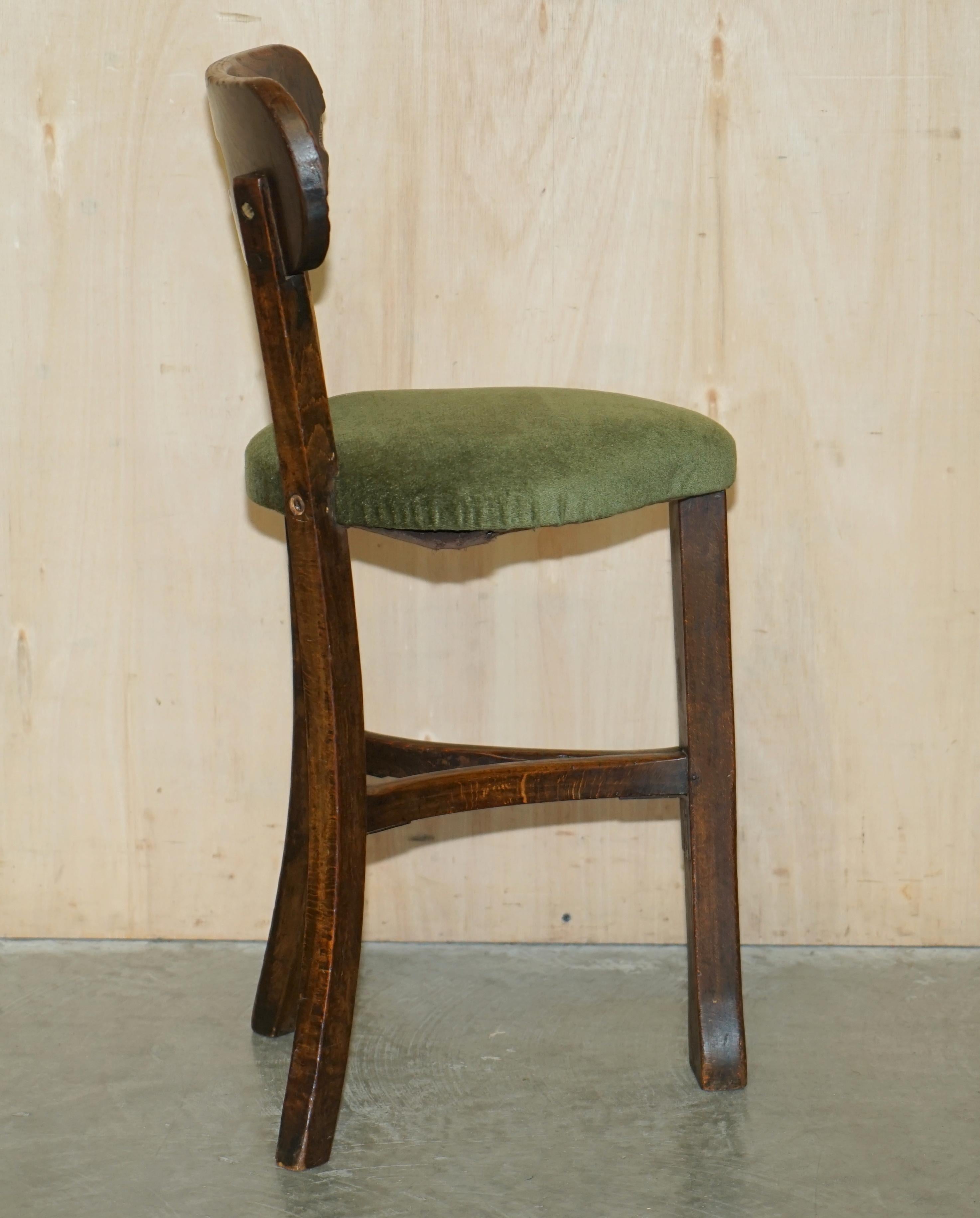 Three Antique Primative Solid Elm Arts & Crafts Cock Fighting Chairs / Stools For Sale 3