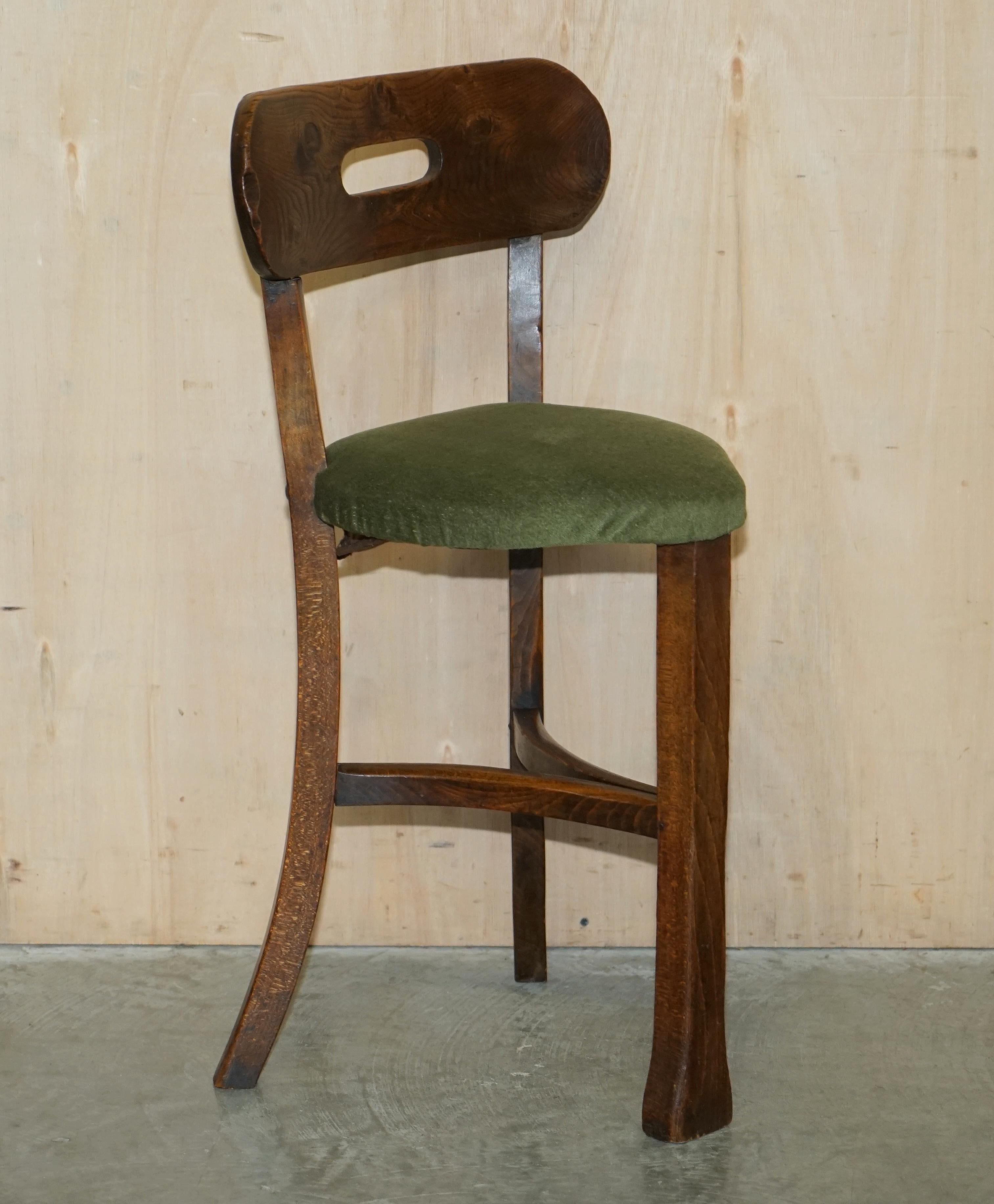 Three Antique Primative Solid Elm Arts & Crafts Cock Fighting Chairs / Stools For Sale 6