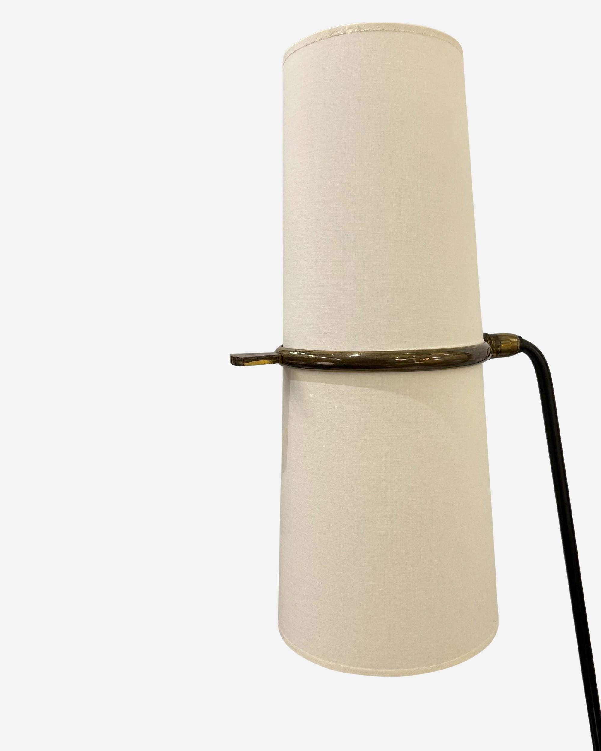 Calco Lampada da terra a tre bracci, Éditions Maison Lunel, Parigi, Francia, circa 1950 in vendita