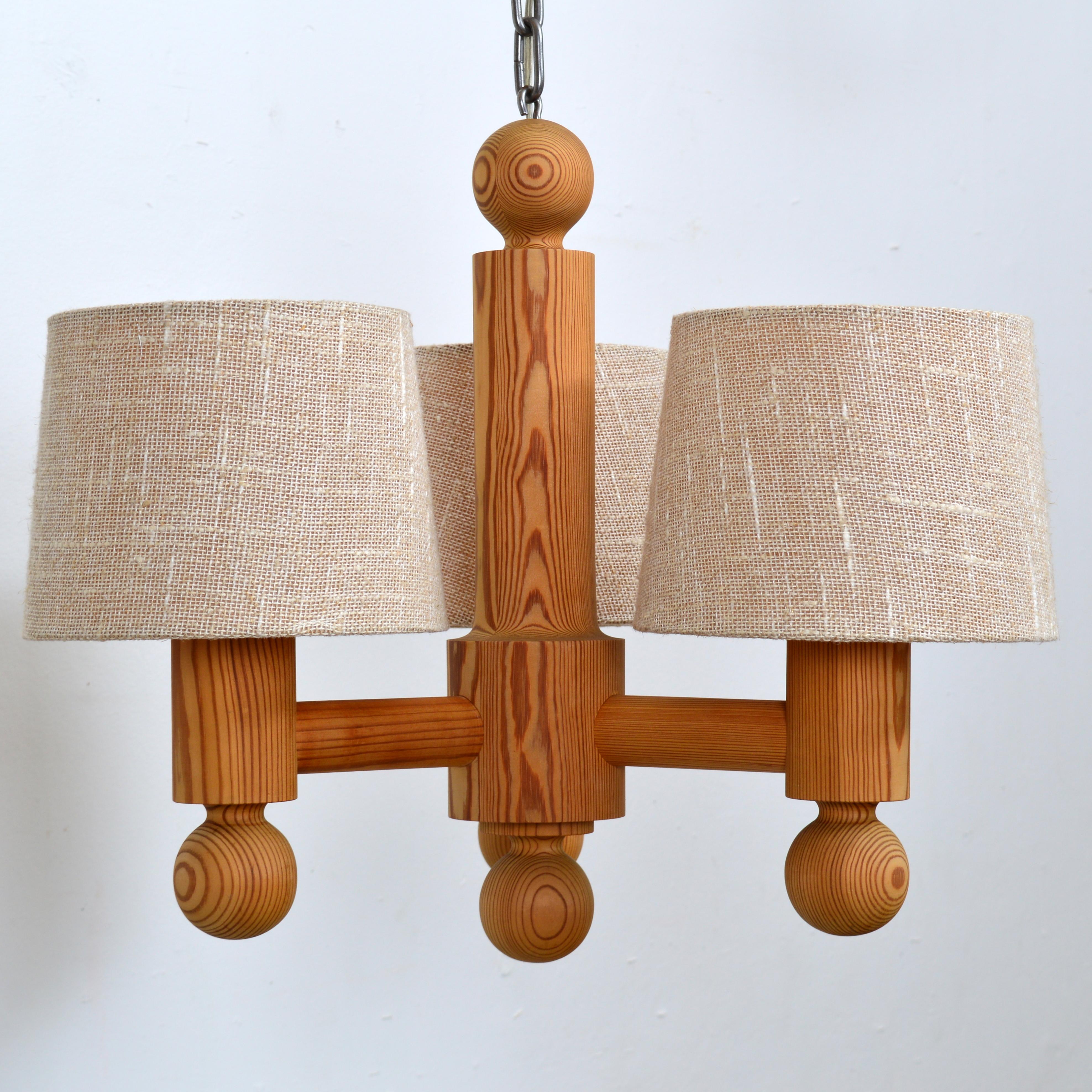 Scandinavian Modern Three Arm Solid Pine Chandelier by Luxus Sweden, 1960s For Sale