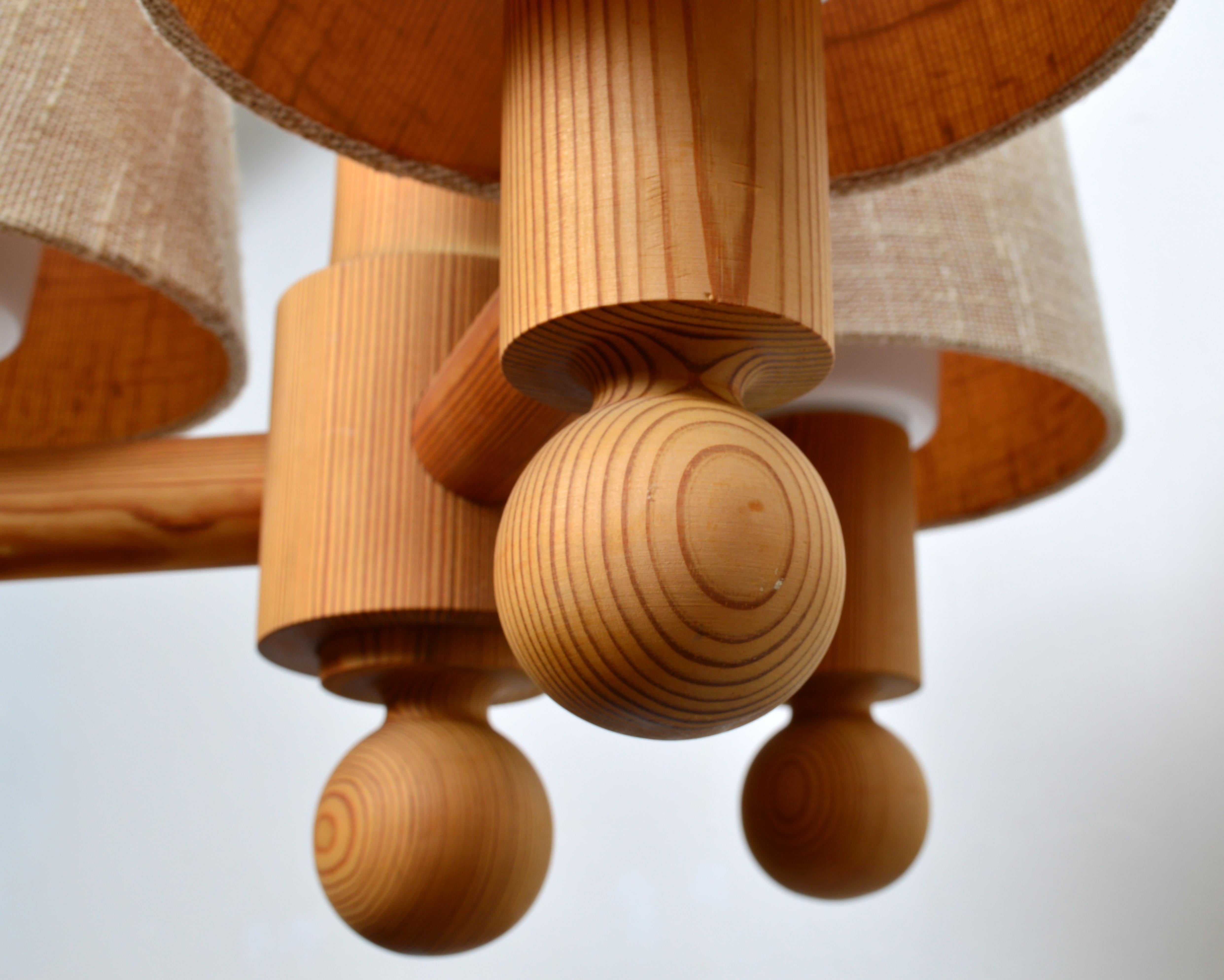 Araña de tres brazos de pino macizo de Luxus Sweden, años 60 mediados del siglo XX en venta