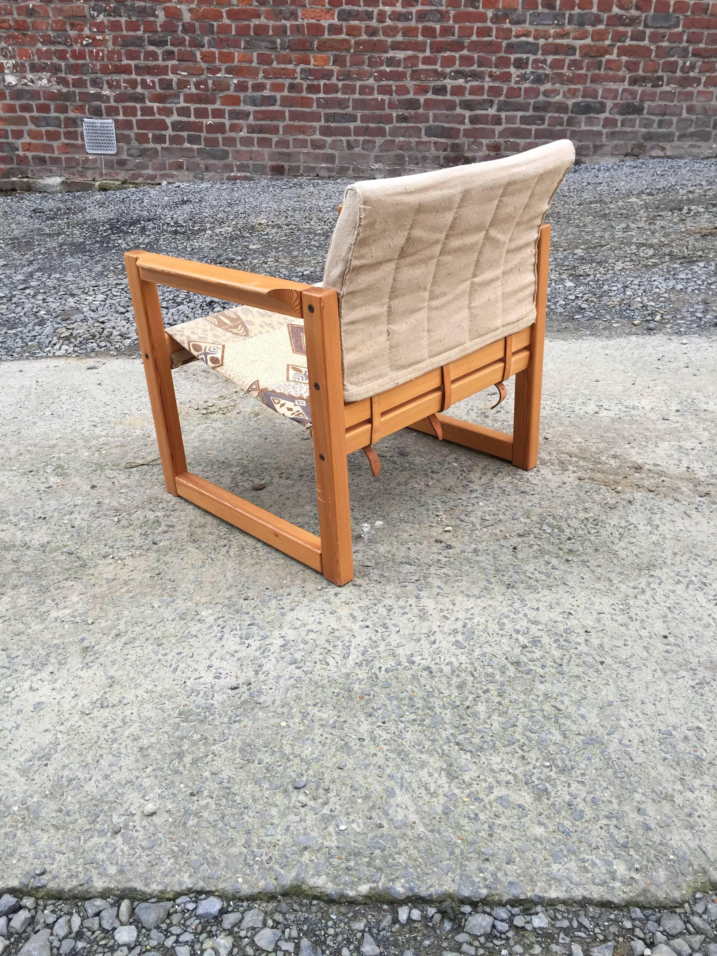  Three Armchairs in Pine and Leather, circa 1970 For Sale 4