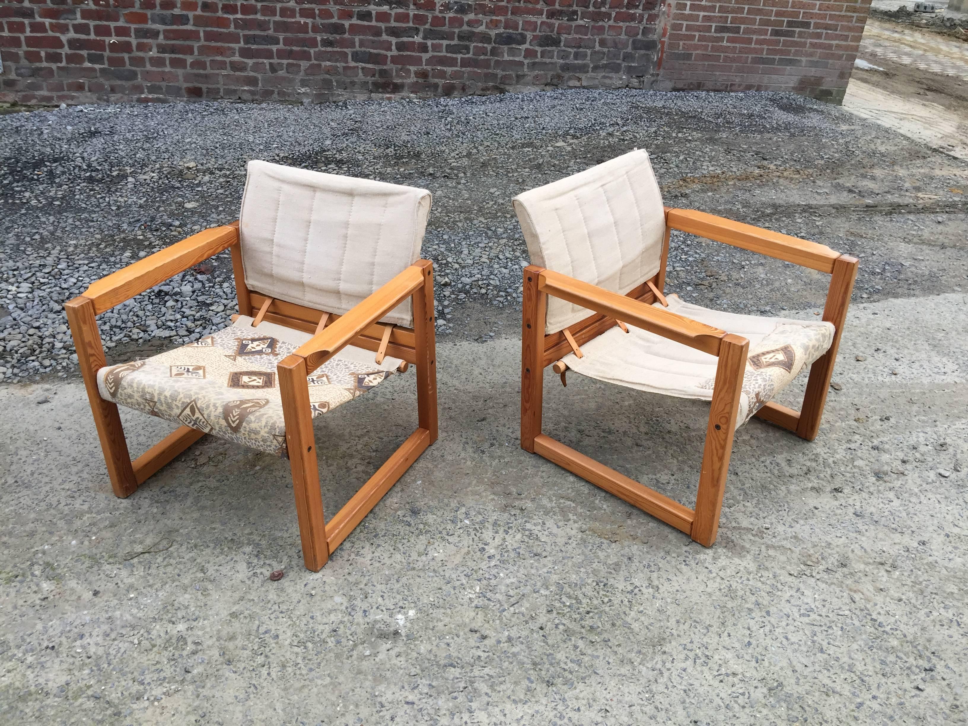 three armchairs in pine and leather, circa 1970.