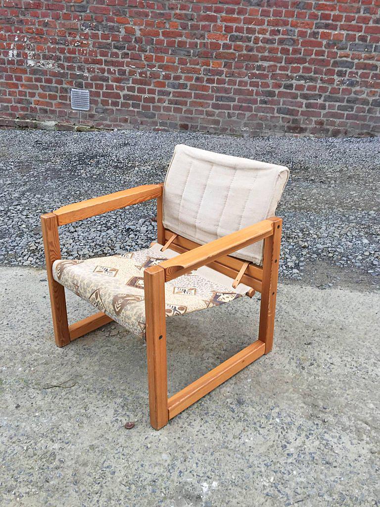 Mid-Century Modern Three Armchairs in Pine and Leather, circa 1970 For Sale