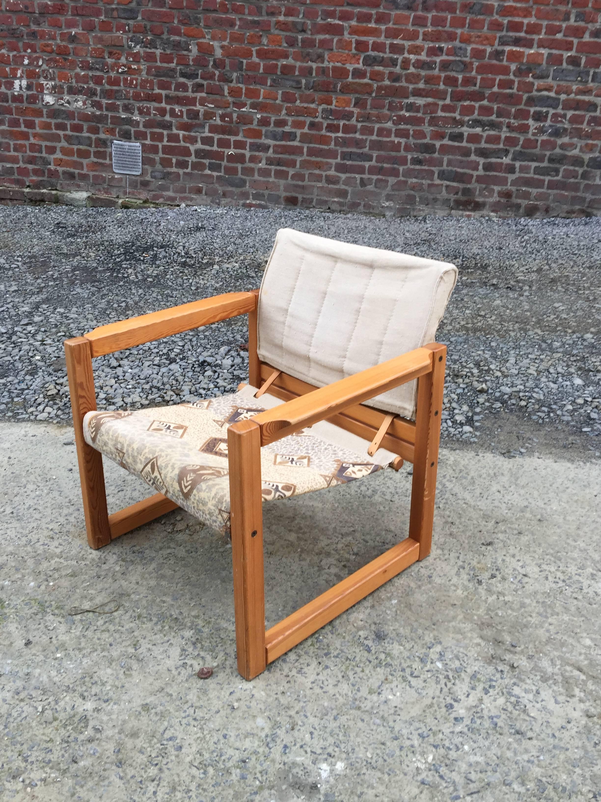 French  Three Armchairs in Pine and Leather, circa 1970 For Sale