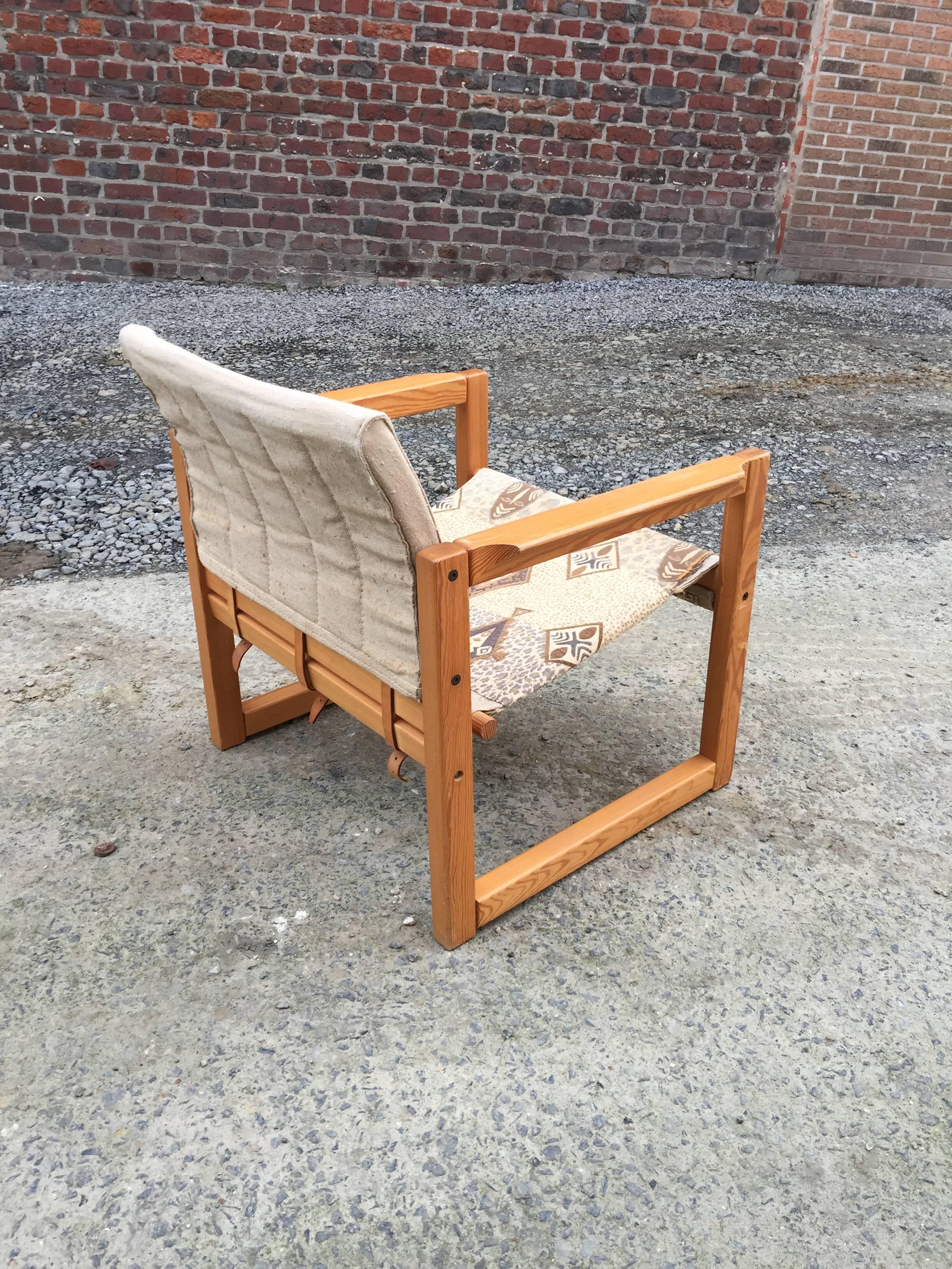  Three Armchairs in Pine and Leather, circa 1970 For Sale 1