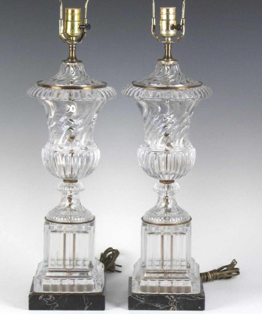 3 Vasen-Lampen aus wirbeltem Kristall im Baccarat-Stil von Paul Hanson im Angebot 1