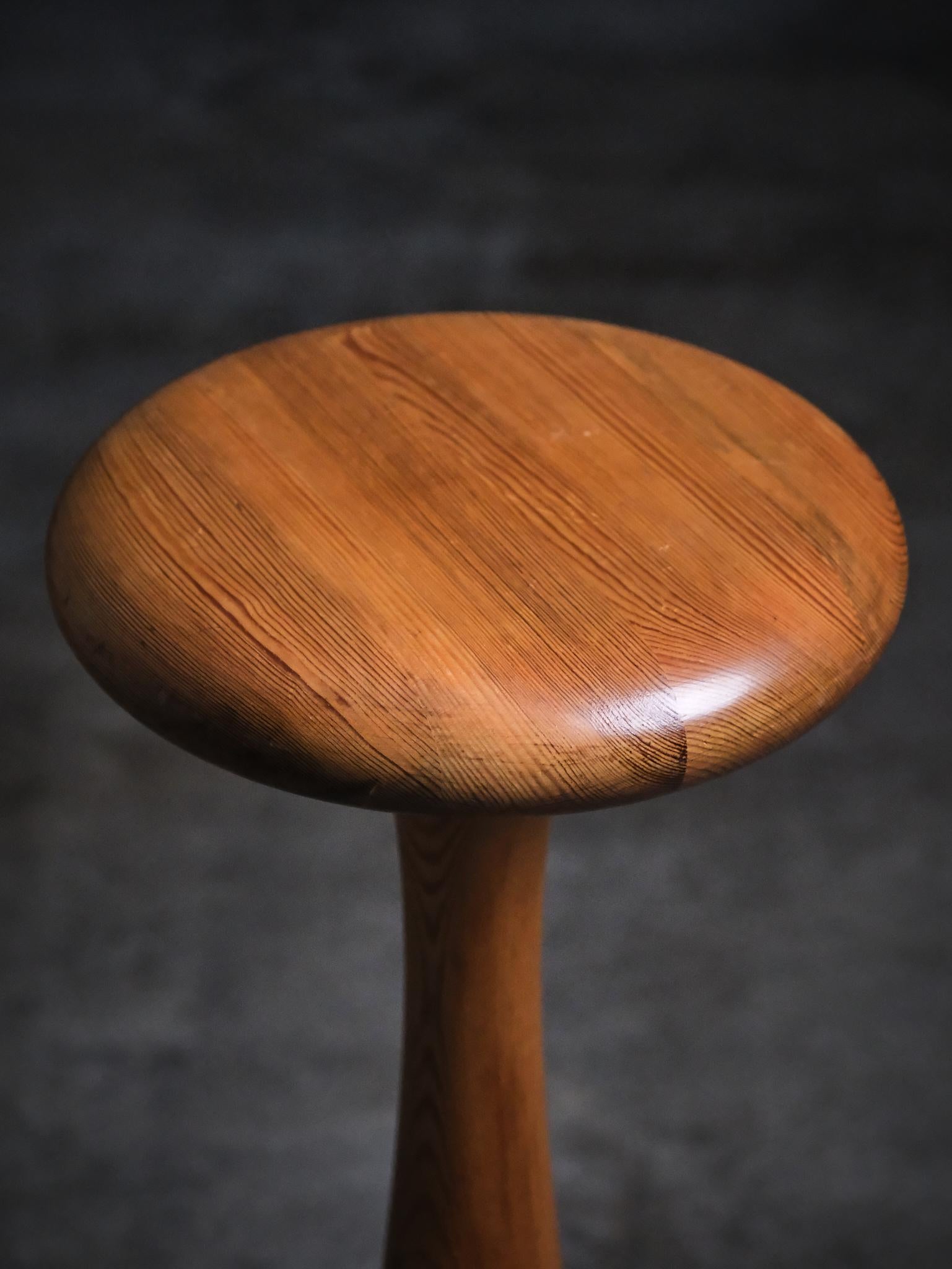 Pine Three bar stools in pine made by Asko, Finland, 1970s For Sale
