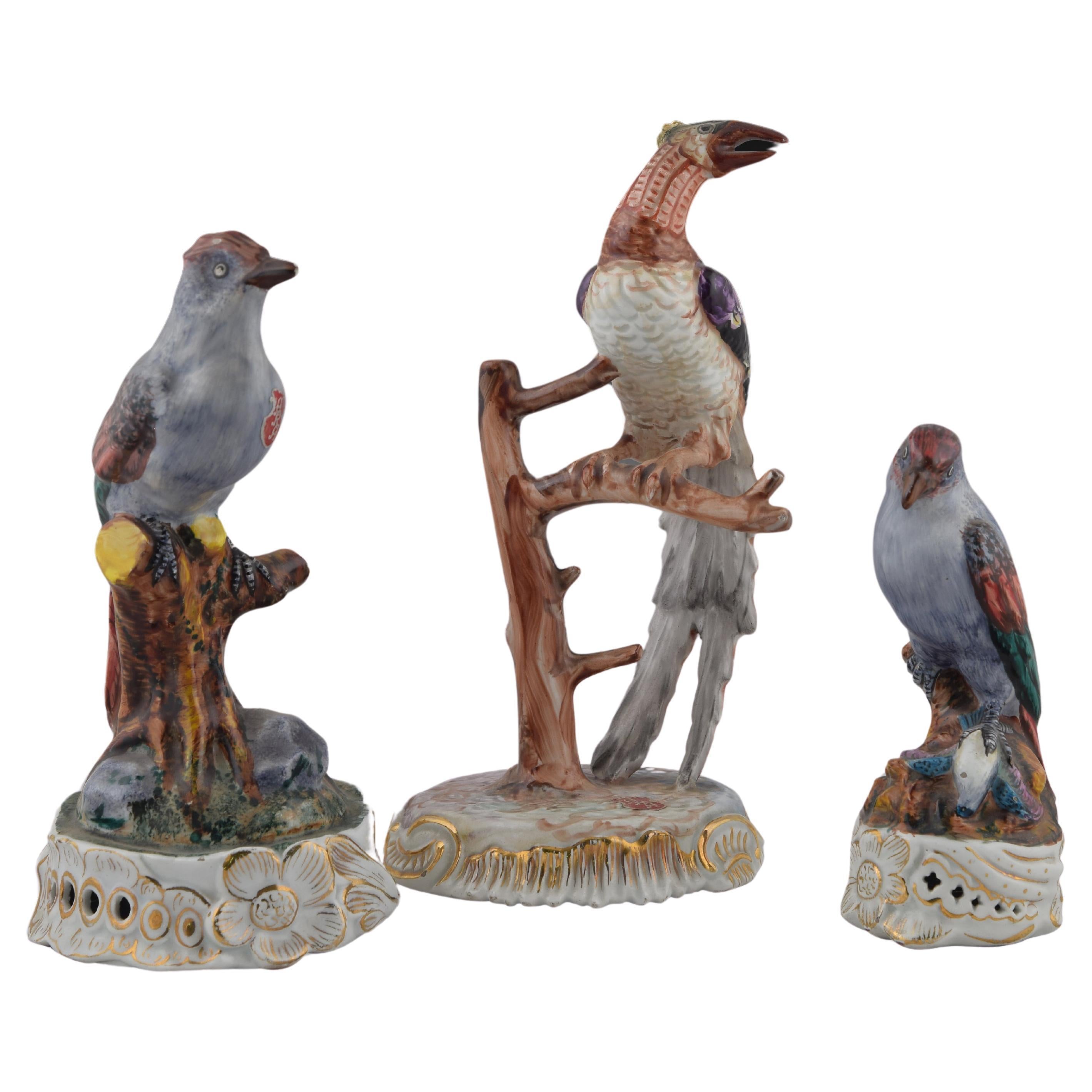 Three birds. Enameled porcelain. Possibly ARA Manises, Valencia, Spain, 20th c. For Sale