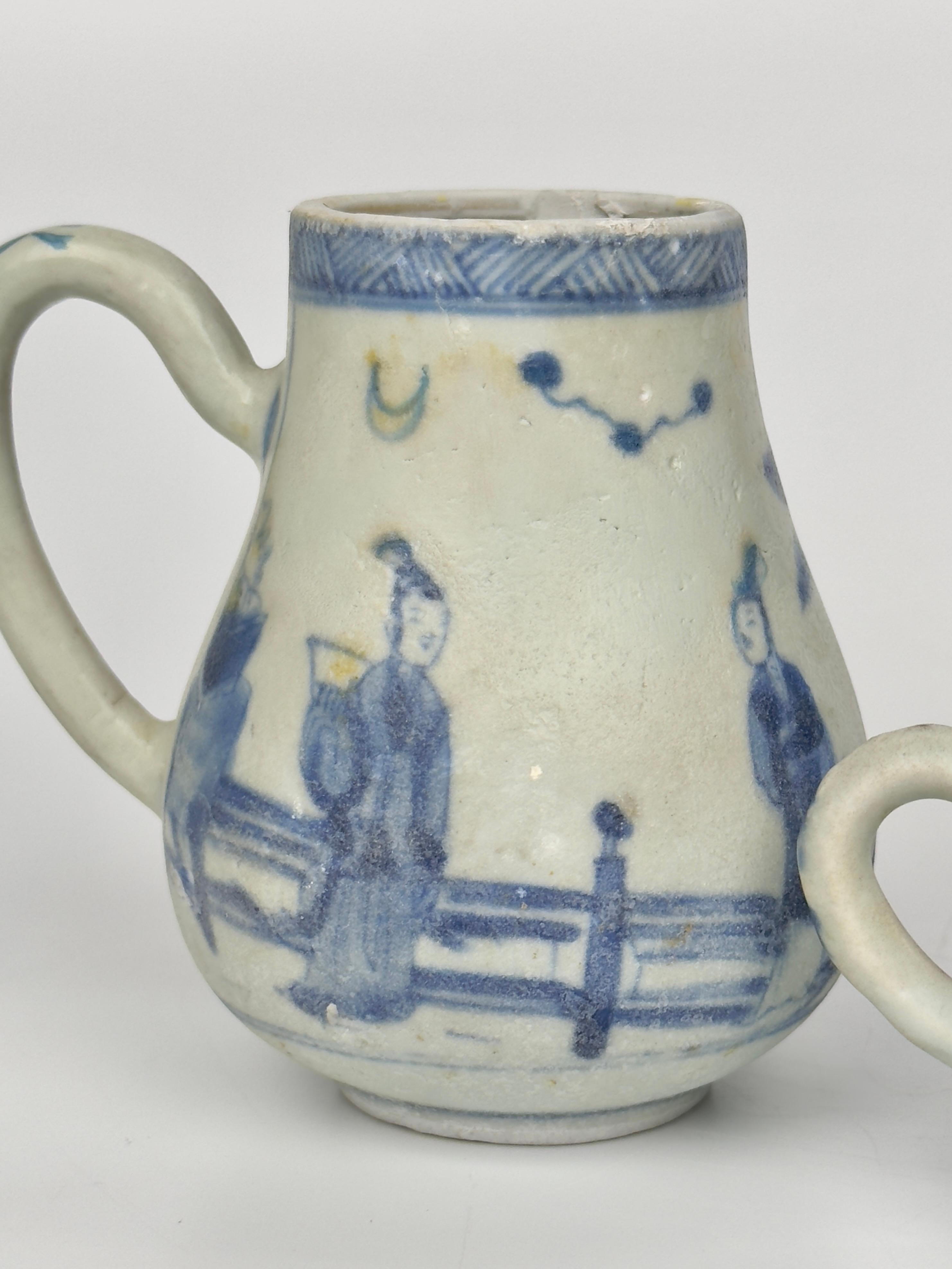 Tre teiere blu e bianche provenienti da una nave di Mau Mau, 1725 circa, dinastia Qing, Yongzheng E. in vendita 3