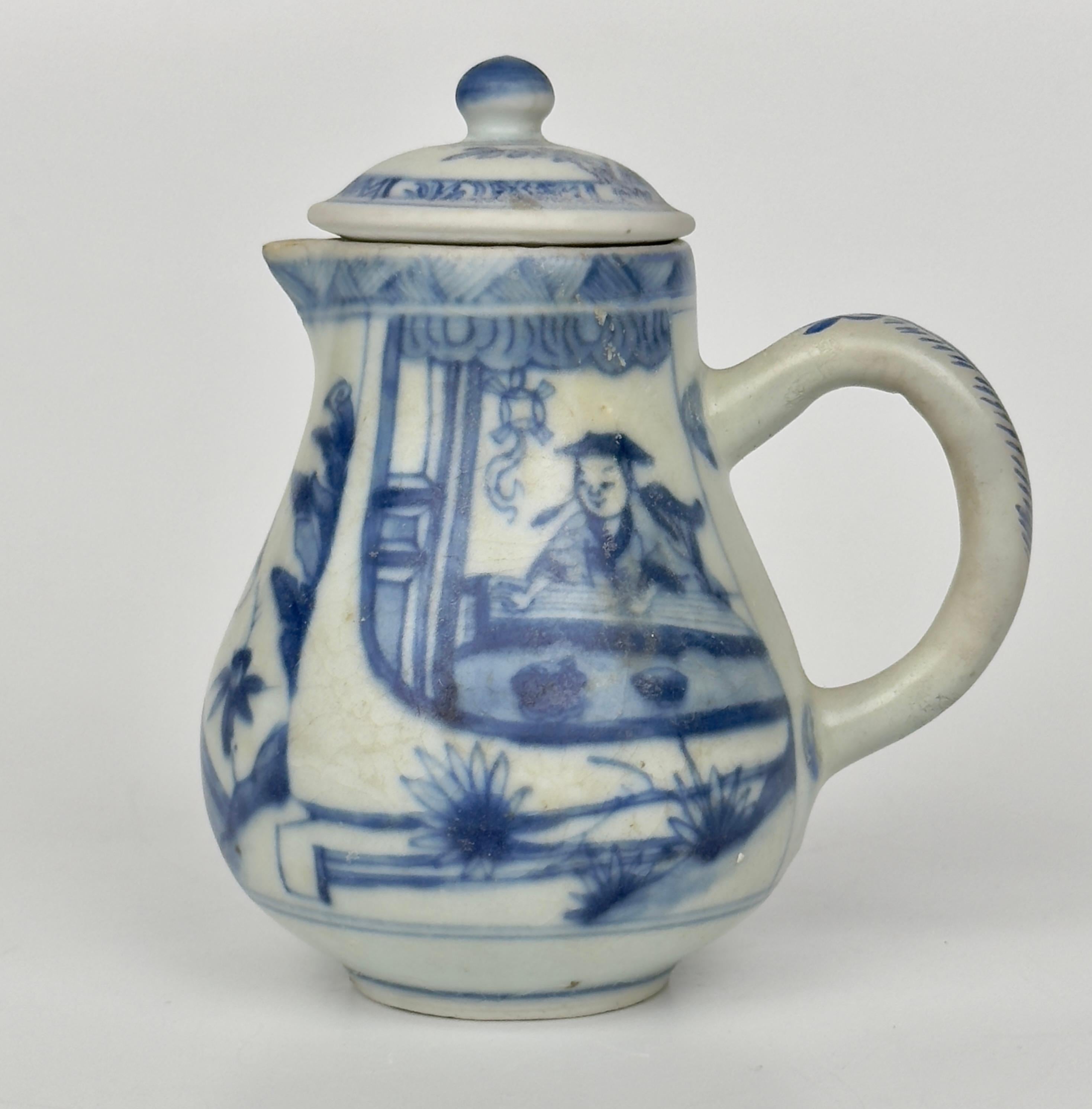 Ceramica Tre teiere blu e bianche provenienti da una nave di Mau Mau, 1725 circa, dinastia Qing, Yongzheng E. in vendita