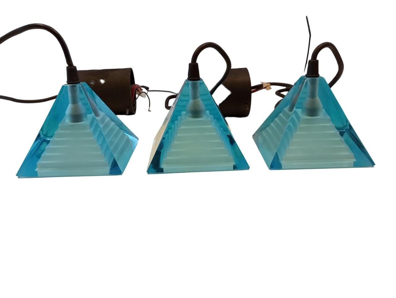 Late 20th Century Three blue 'Pyramid' lamps designed by Paolo Piva for Mazzega - Murano glass For Sale