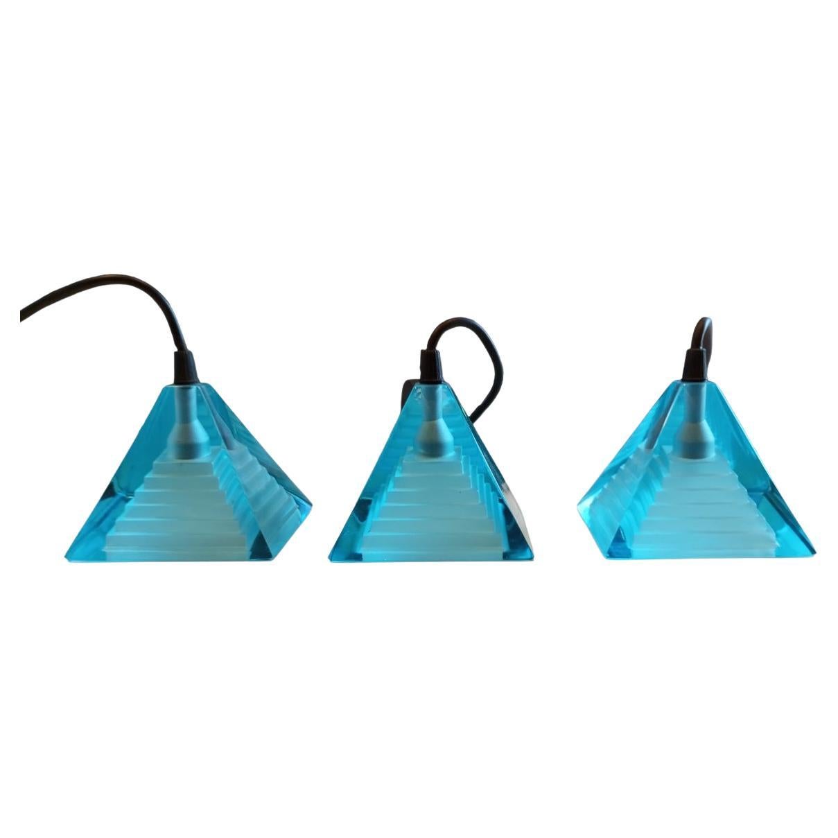 Trois lampes bleues Pyramid conçues par Paolo Piva pour Mazzega - verre de Murano