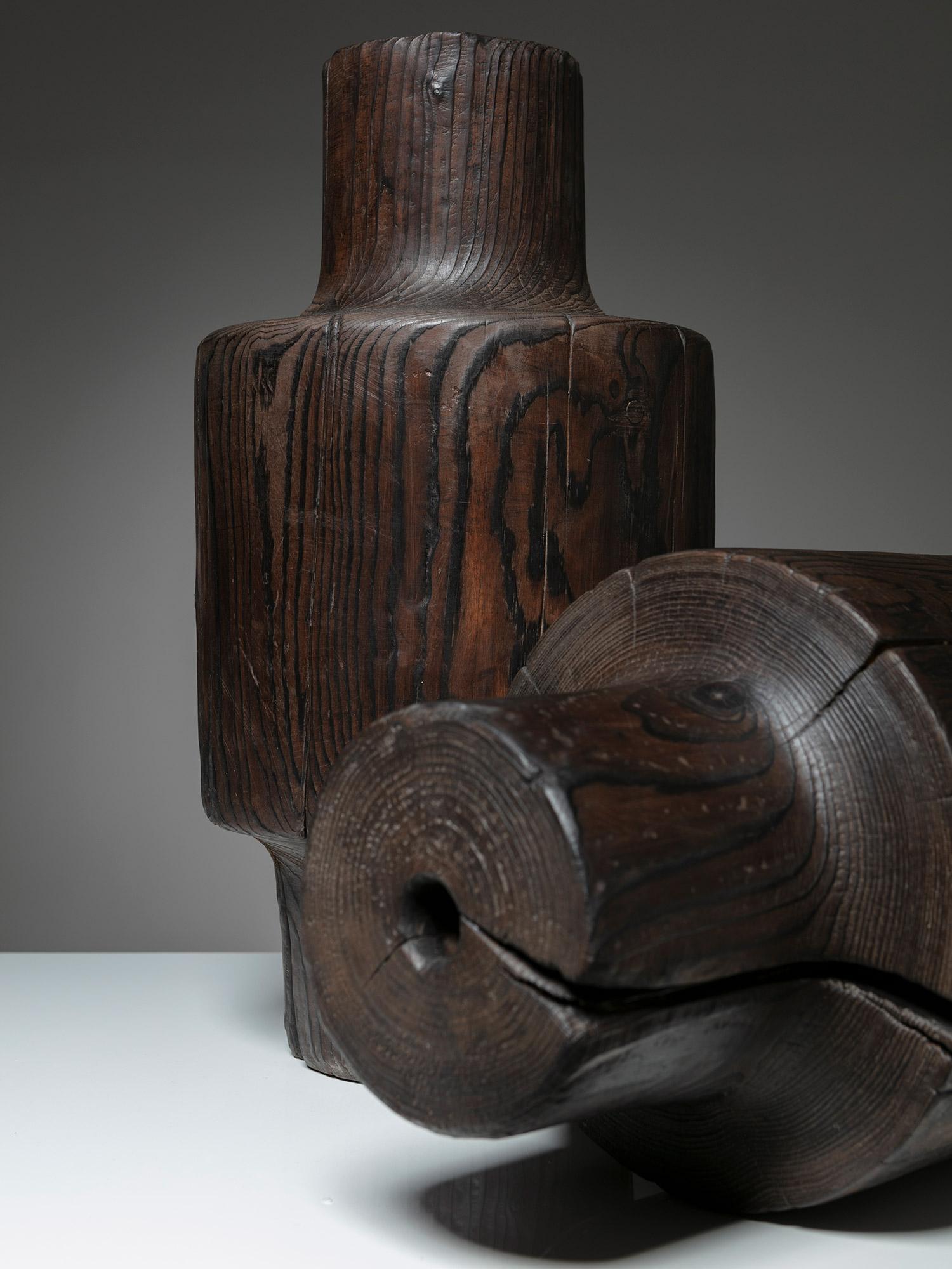 Tre sculture in legno massiccio brunito, Italia, anni '70 In condizioni buone in vendita a Milan, IT