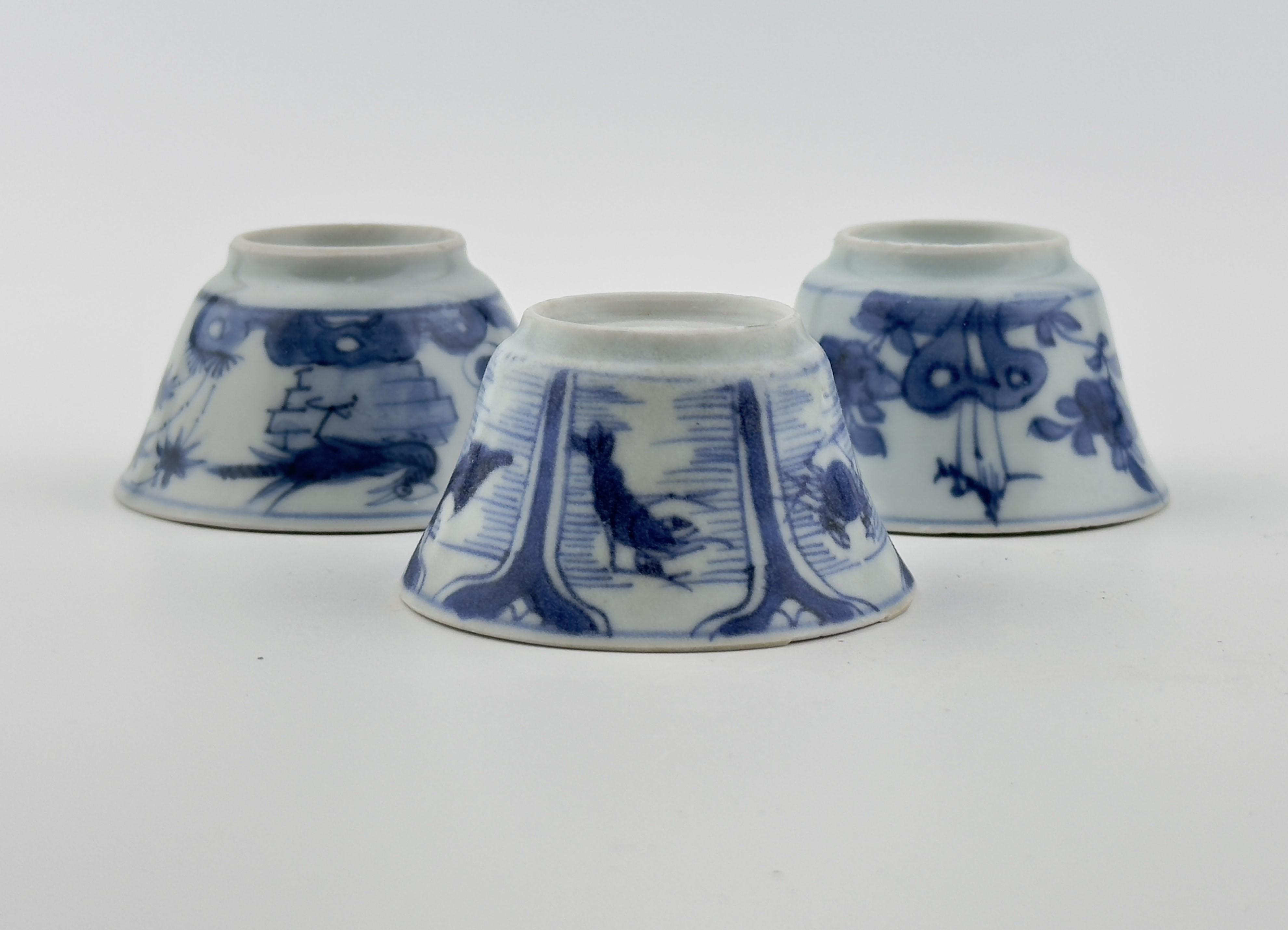 Ensemble de trois tasses à thé en forme de bateau MauCA Circa 1725, Dynastie Qing, époque Yongzheng en vente 6