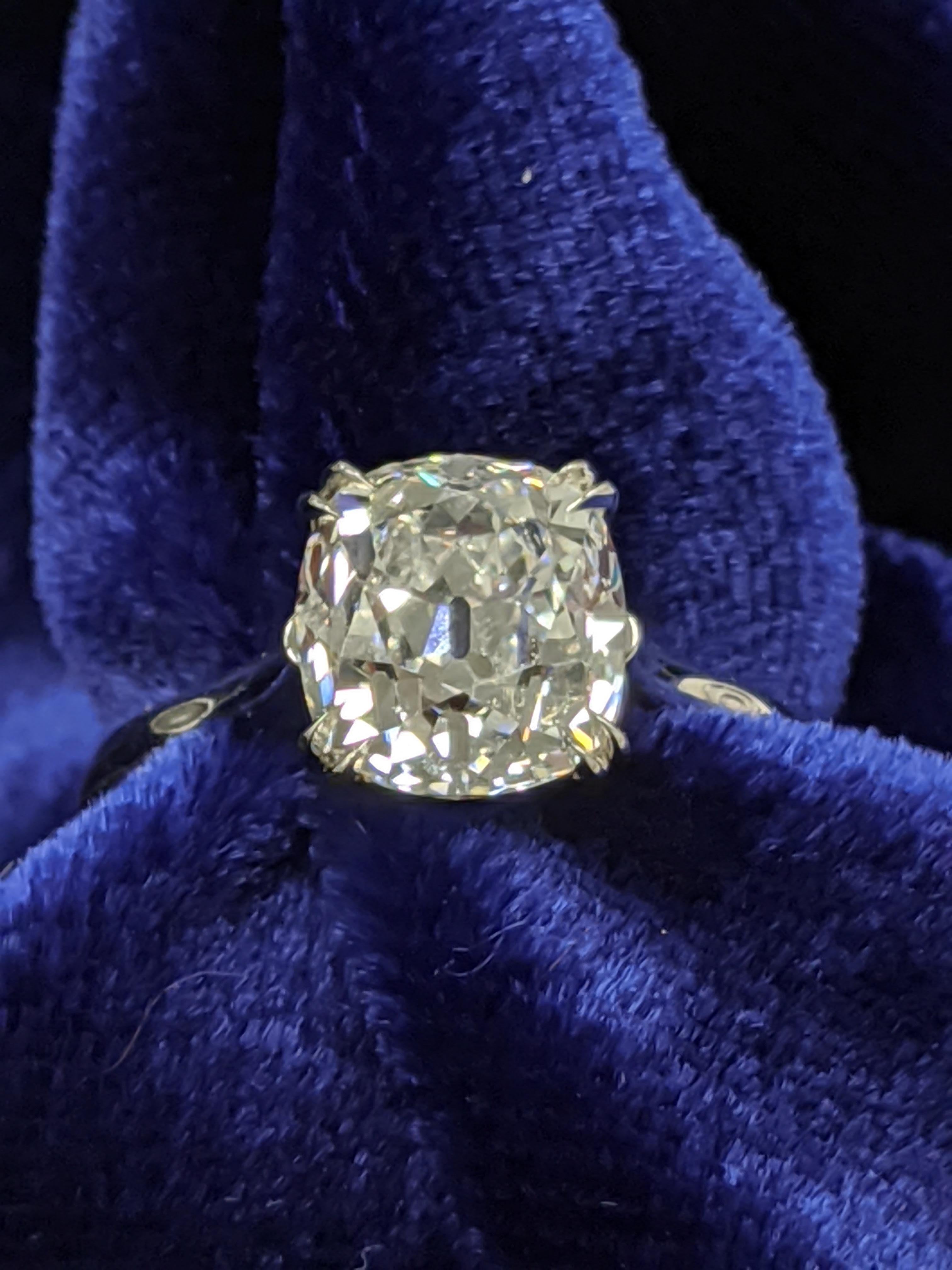 Contemporary Three Carat Cushion Cut Diamond Engagement / Upgrade Ring in Platinum GIA D VS1