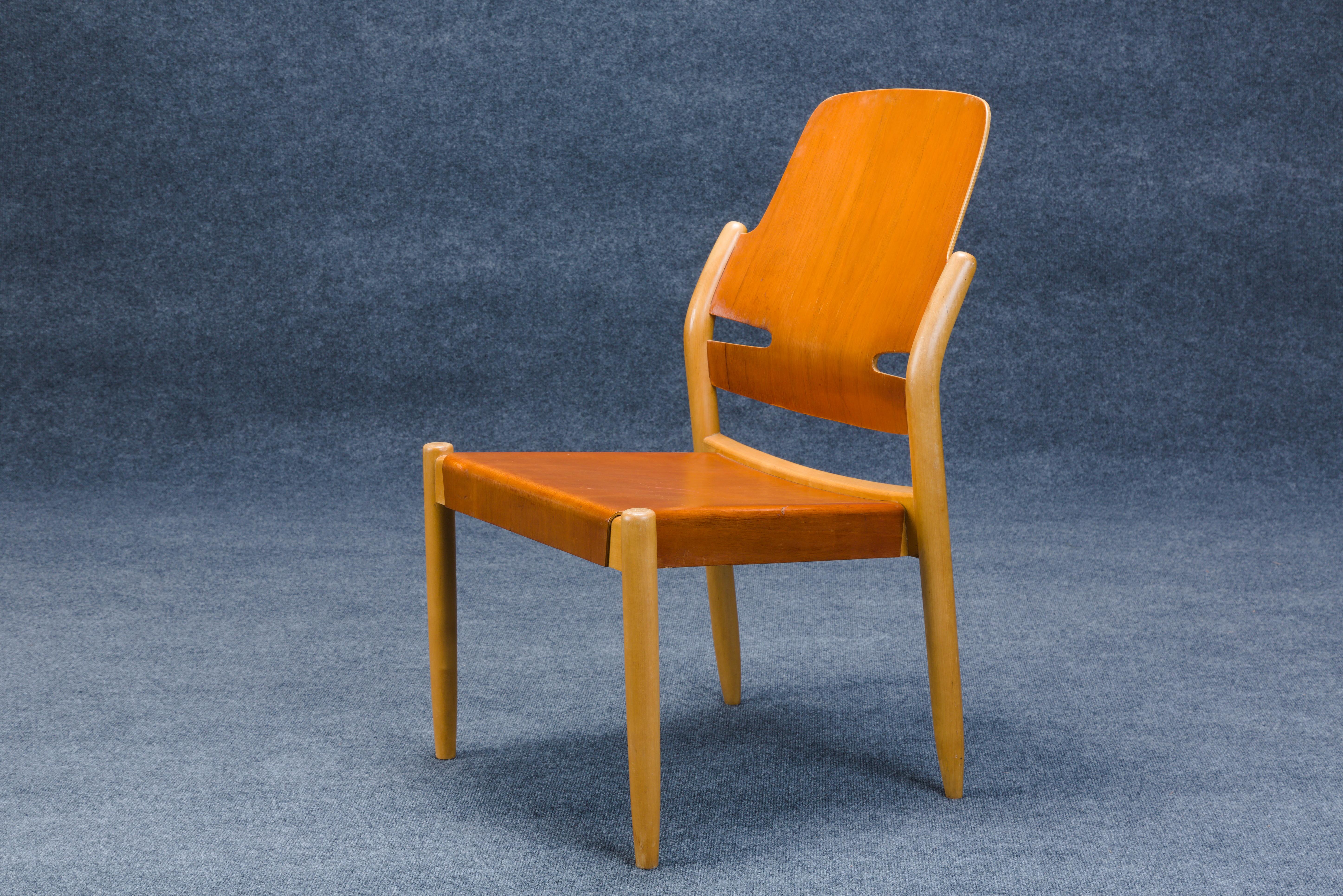 Three Carl-Axel Acking Bentwood Chairs for Svenska Mobelfarikerna of Bodafors In Good Condition For Sale In Belmont, MA