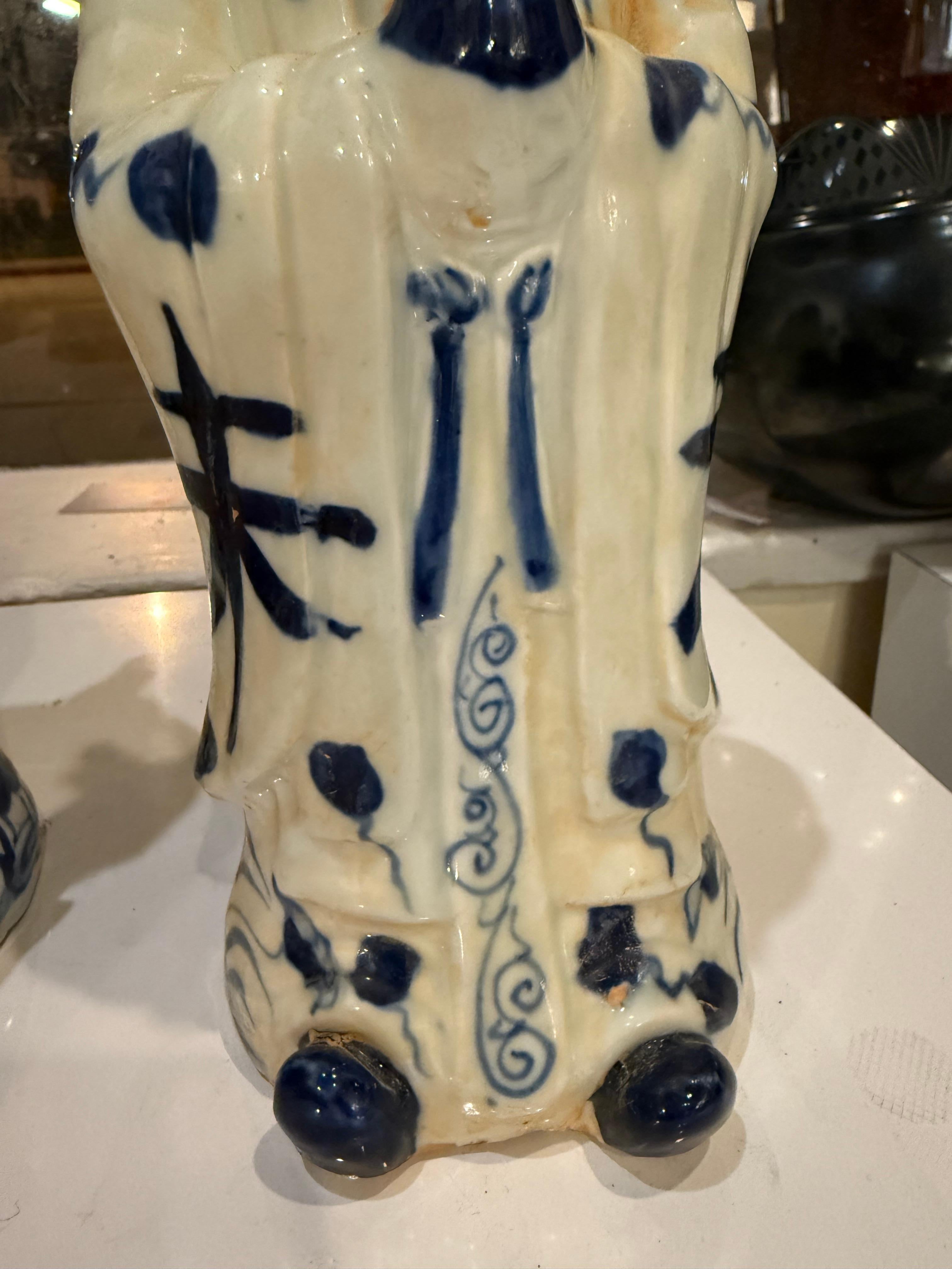 Trois statues du Zodiac chinois - Serpent, Coq et Chèvre en vente 4