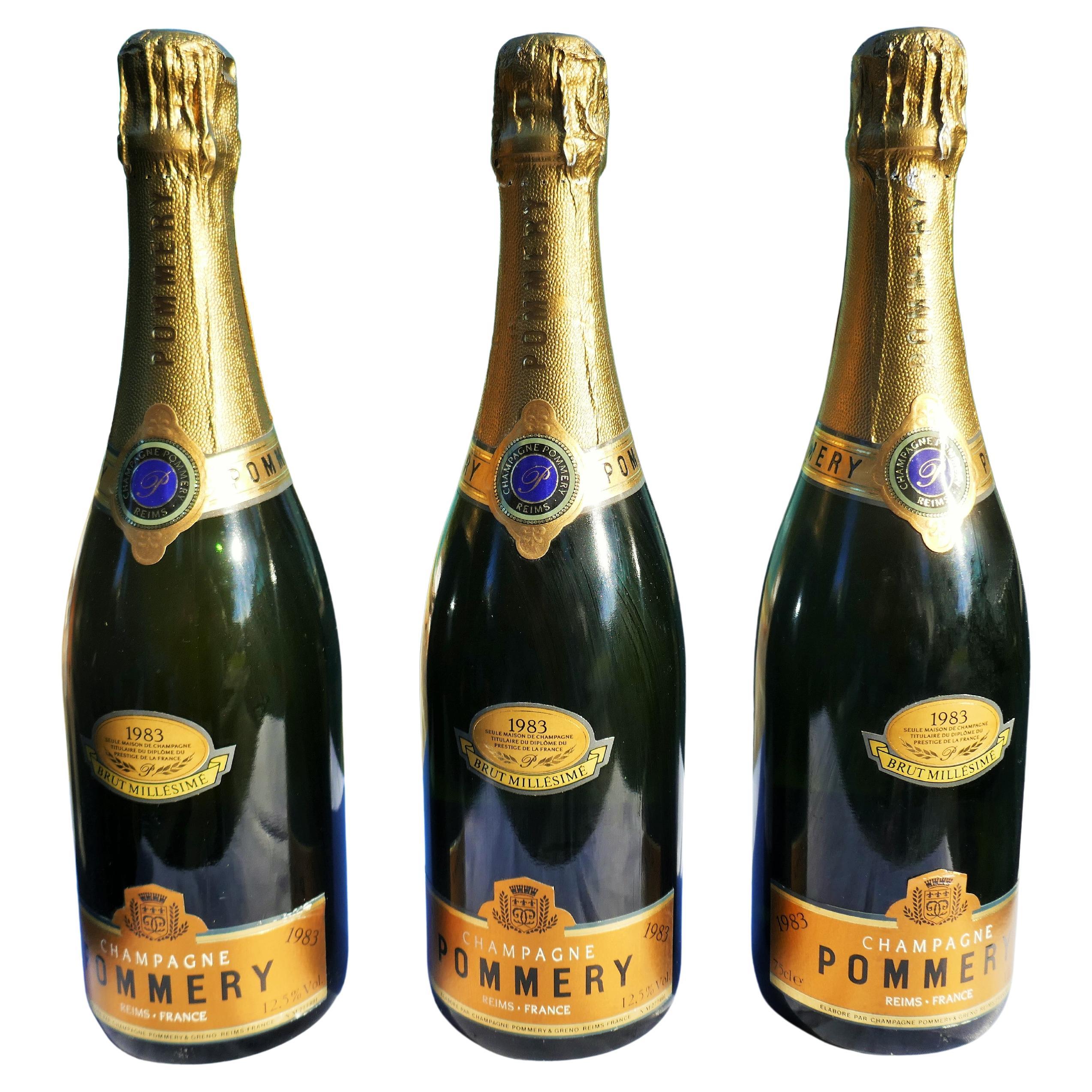 Three closed collectible bottles with box Champagne Pommery 1983
Thank you