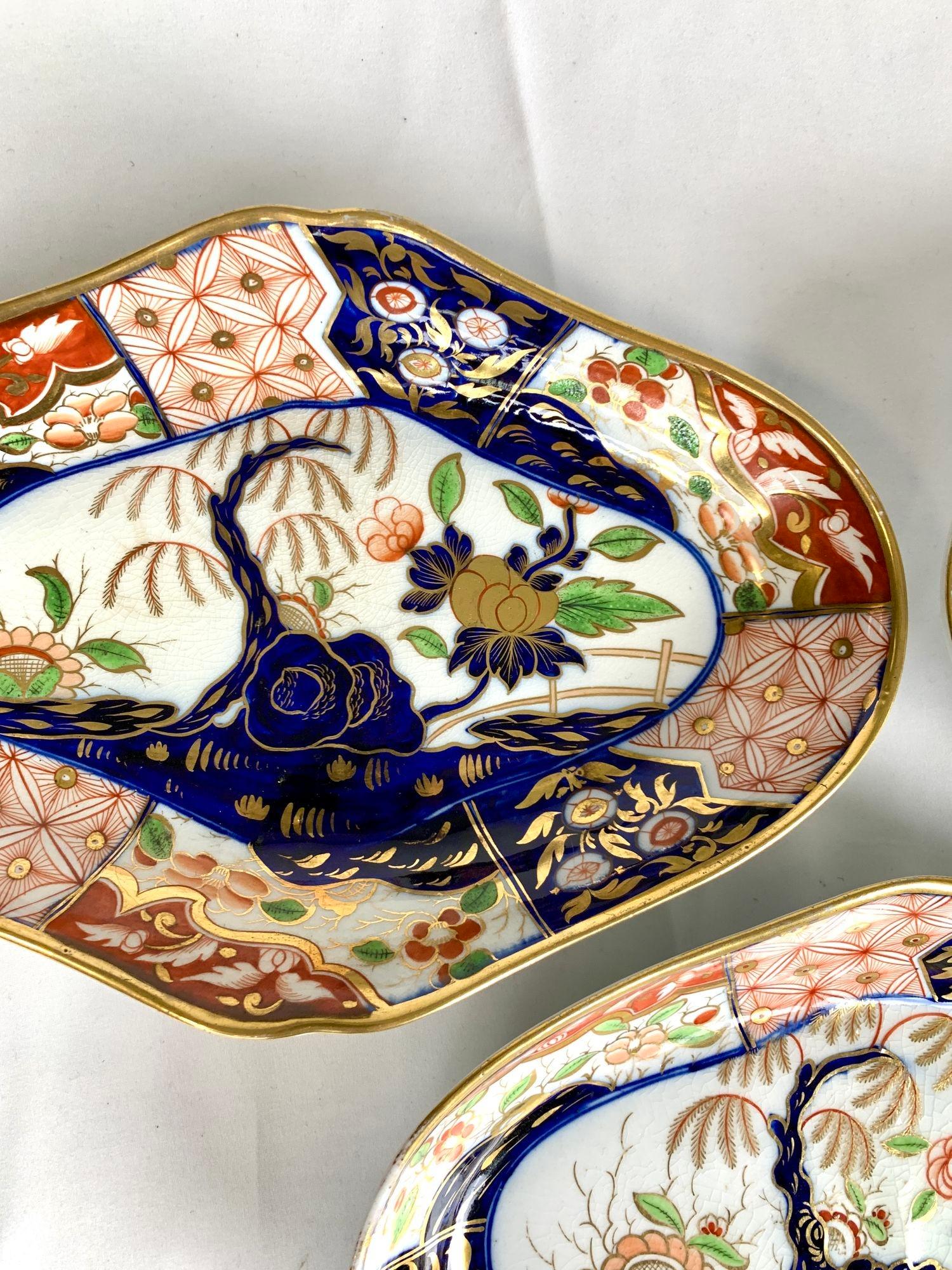 Three Coalport Money Tree Porcelain Serving Dishes Hand Painted England C-1820 In Good Condition For Sale In Katonah, NY
