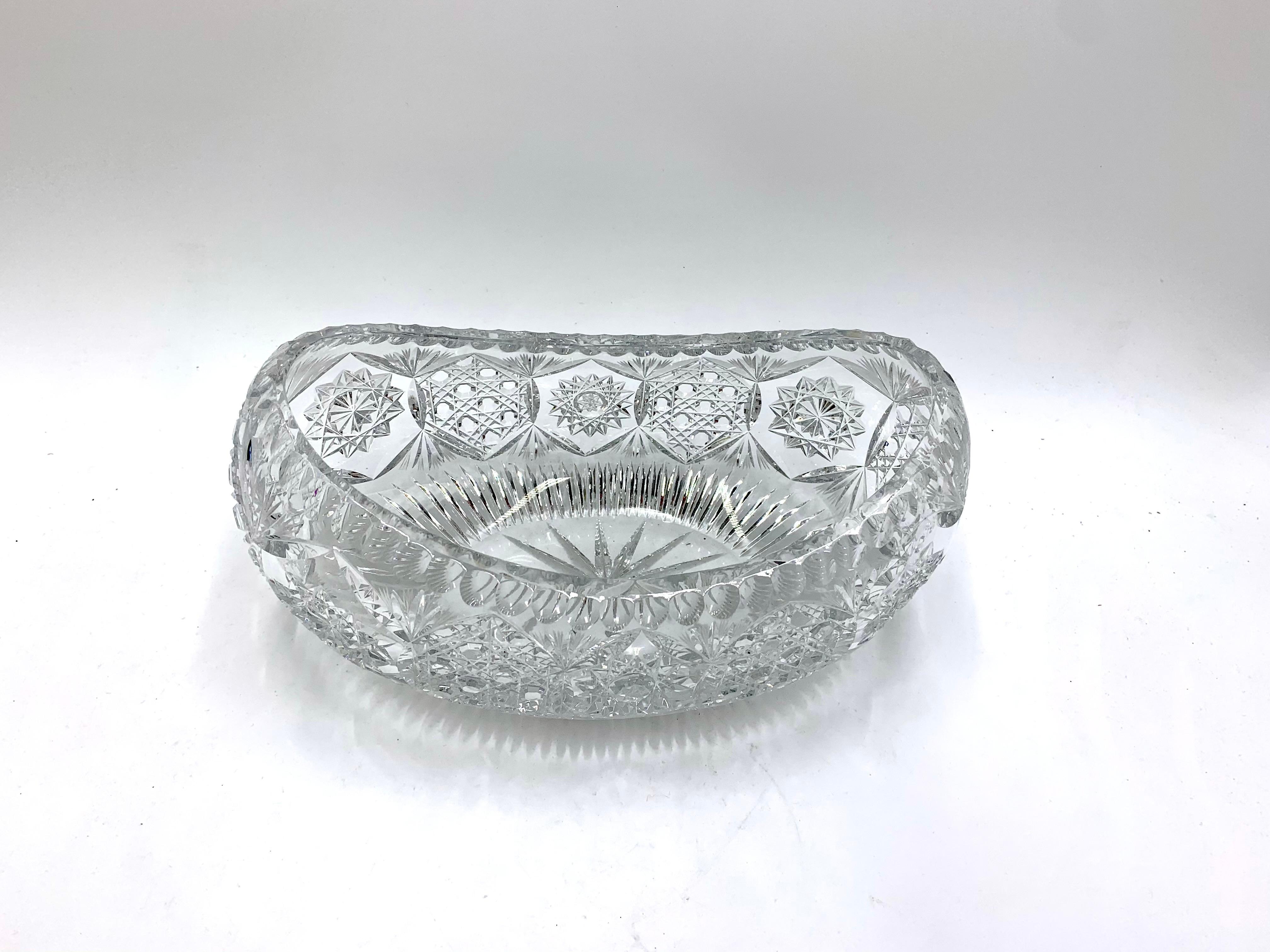 Three Crystal Oval Boat-Like Decorative Bowls, Poland, 1950s In Good Condition For Sale In Chorzów, PL