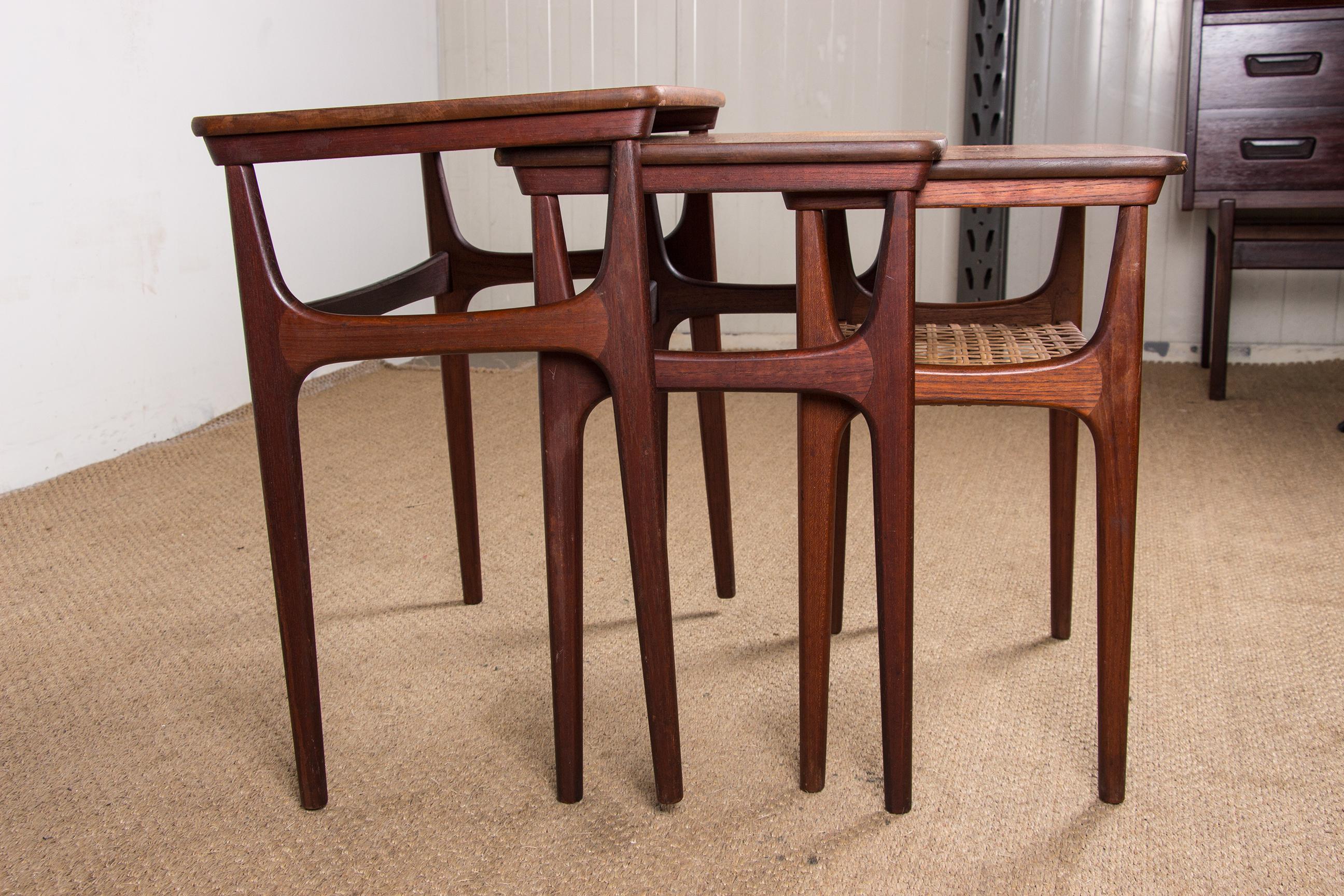 Three Danish Teak and Caning Nesting Tables by Erling Torvits for Heltborg For Sale 1