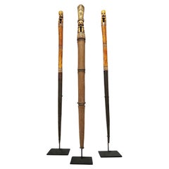 Tre bastoni decorativi in Wood, Indonesia, metà del XX secolo