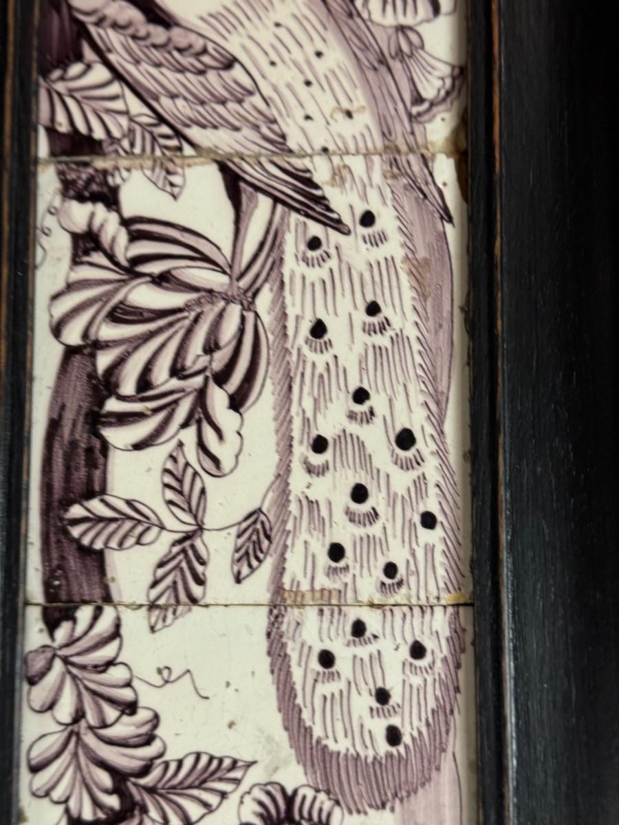 Three Delft manganese tiles forming a portrait of a peacock, 18th century In Excellent Condition For Sale In Honnelles, WHT