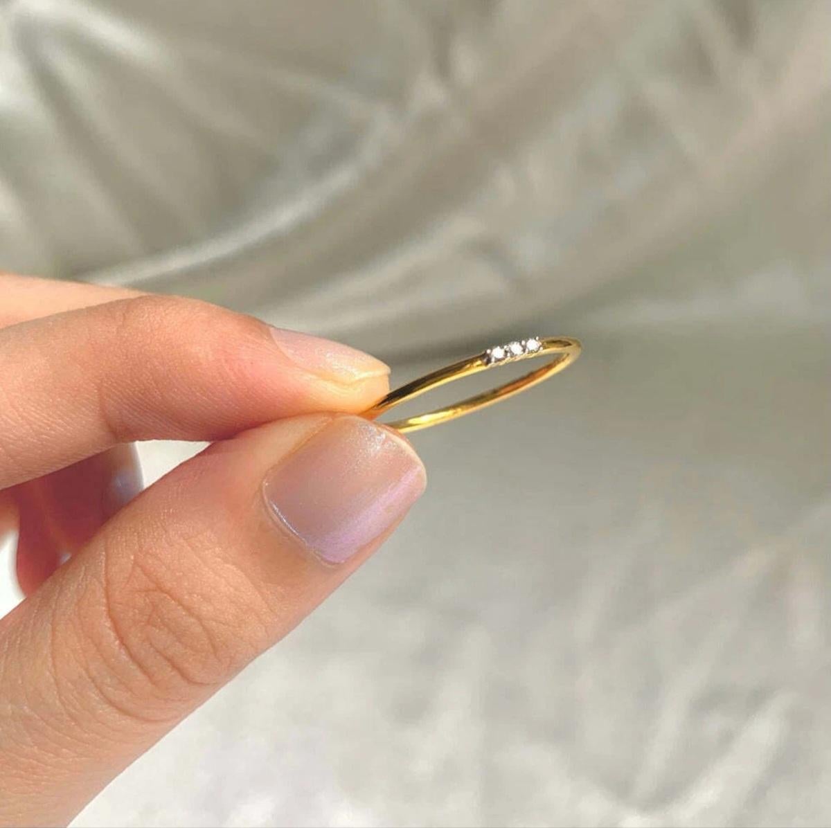 Women's or Men's Three Diamond Gold Ring Band 14K Yellow Gold Round Thin Ring Band Women Gift. For Sale