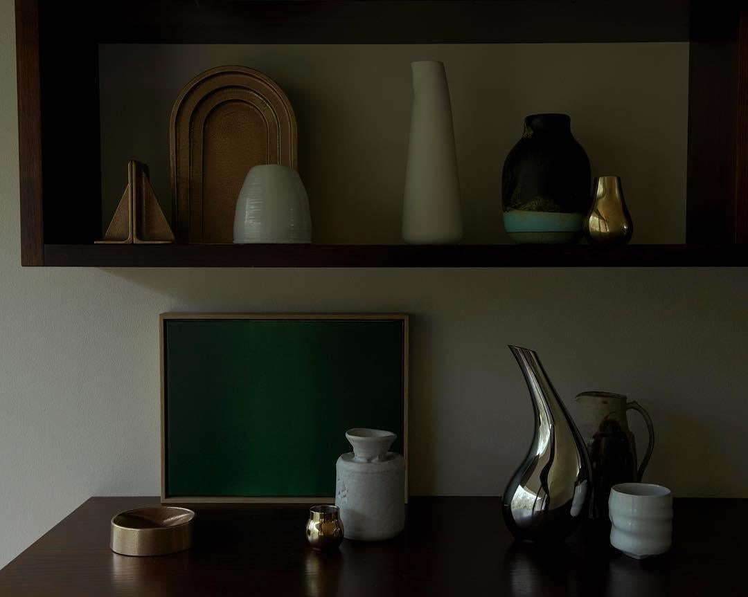 Three-Dimensional Effect Polished Blackened Bronze Thoronet Dish by Henry Wilson In New Condition For Sale In Geneve, CH