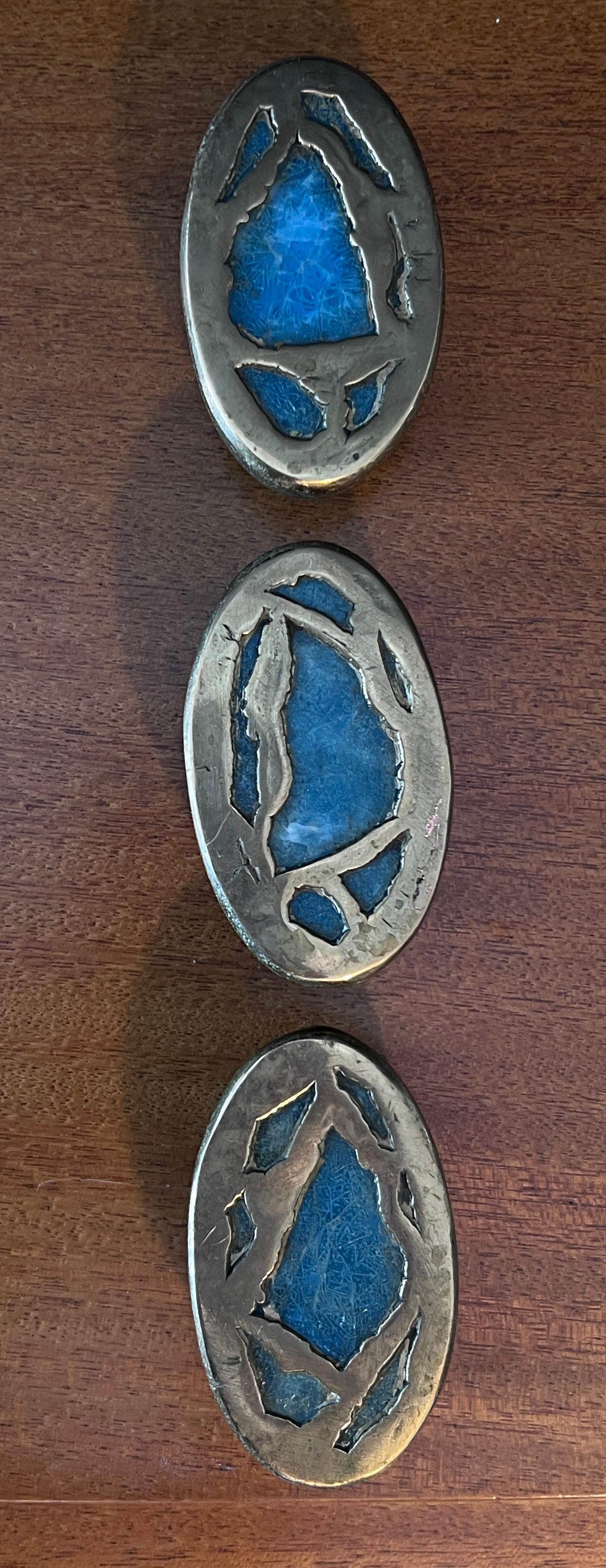 Three Door or Drawer Pulls in Bronze and Stone by Pepe Mendoza Mexico In Good Condition In Los Angeles, CA