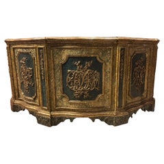 Credenza a tre ante, credenze in legno laccato effetto finto marmo, Italia