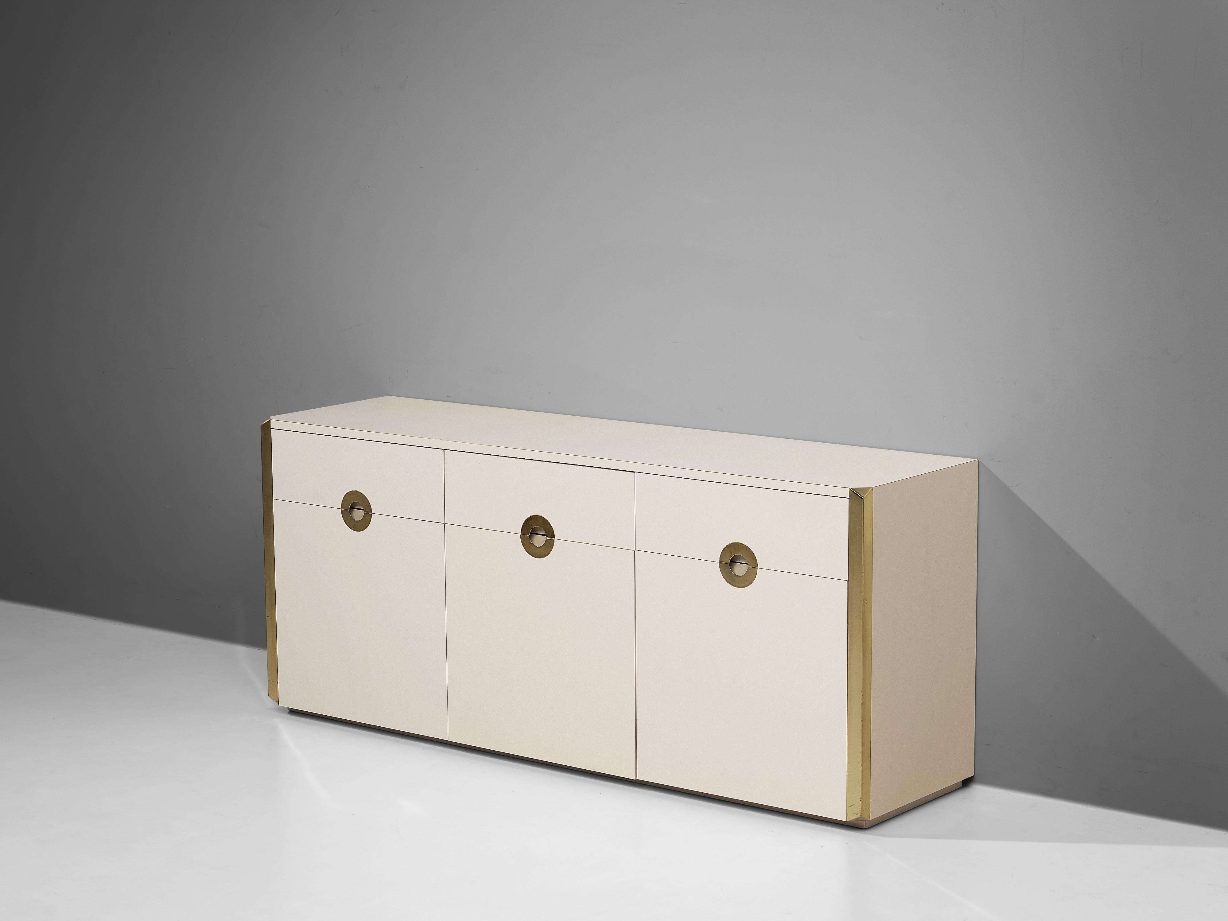 In style of Willy Rizzo for Mario Sabot, sideboard, white laminate, chromed metal, Italy, 1970s

This expressive sideboard is beautifully constructed where aesthetics and functionally come hand in hand. The front holds the characteristics of the