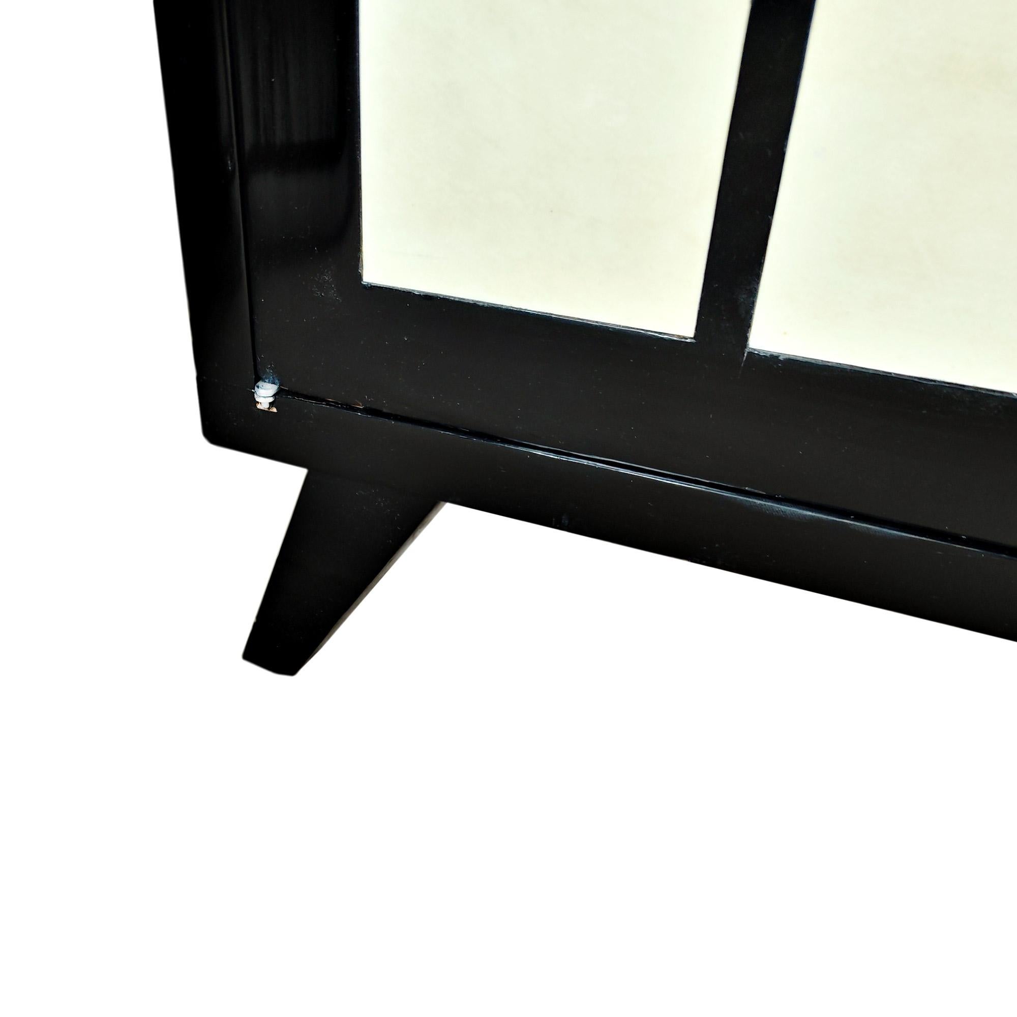 Dreitürige Anrichte - Italien 1940 (Messing) im Angebot