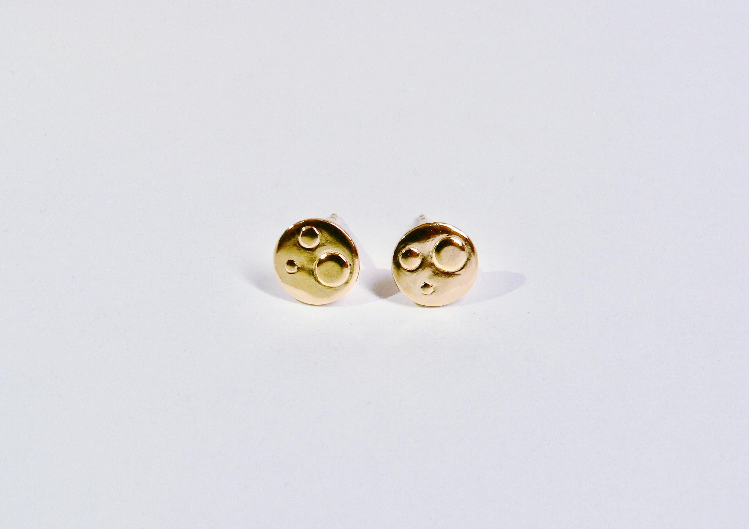 Artist Three Dots Stud Earring (Pair), Yellow Gold-Plated Sterling Silver For Sale