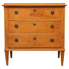 Commodes e cassettiere