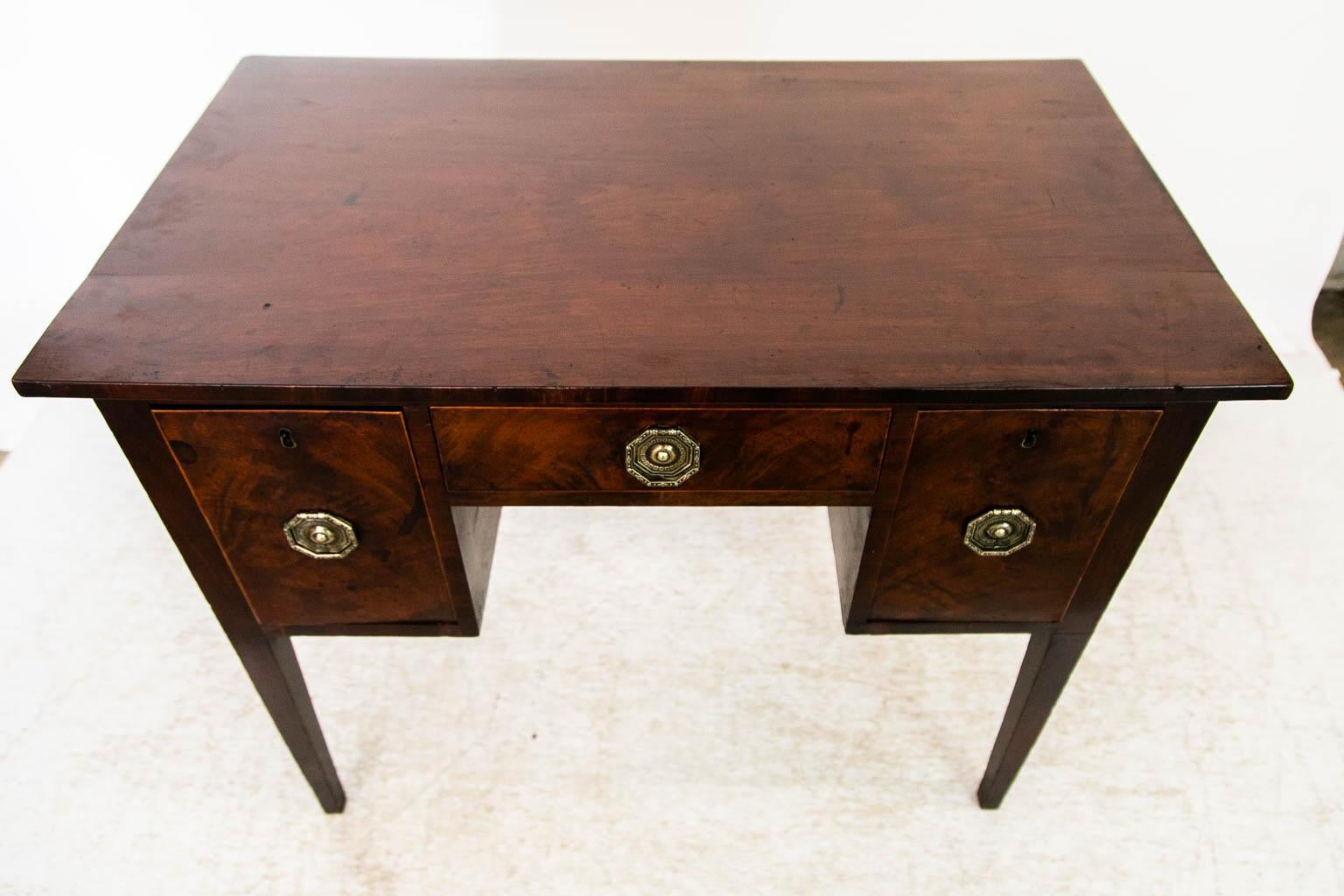 Three Drawer English Mahogany Server/Console Table In Good Condition For Sale In Wilson, NC