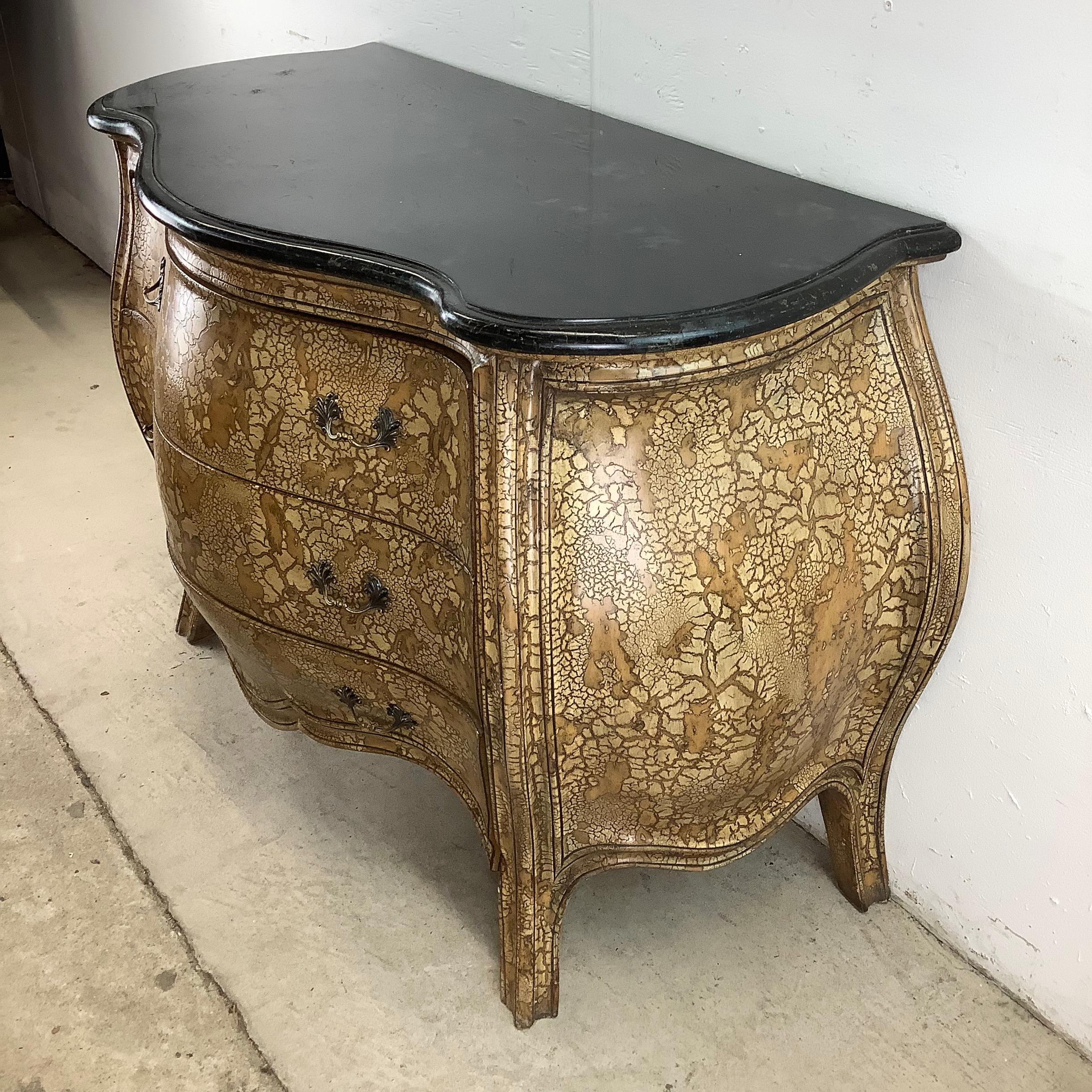 Cassettone moderno rococò Bombay a tre cassetti con piano in marmo in vendita 6