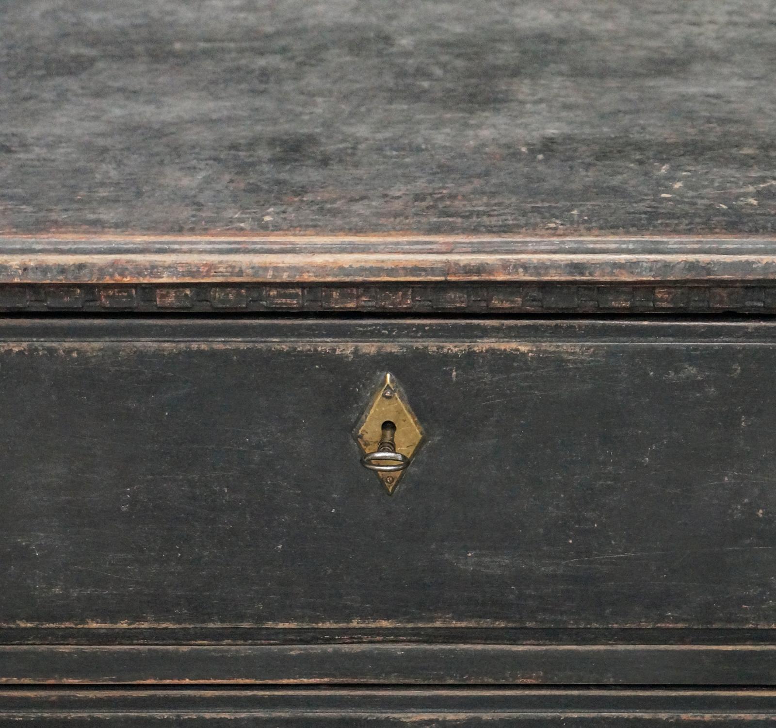 Three-Drawer Swedish Chest in the Neoclassical Style 1