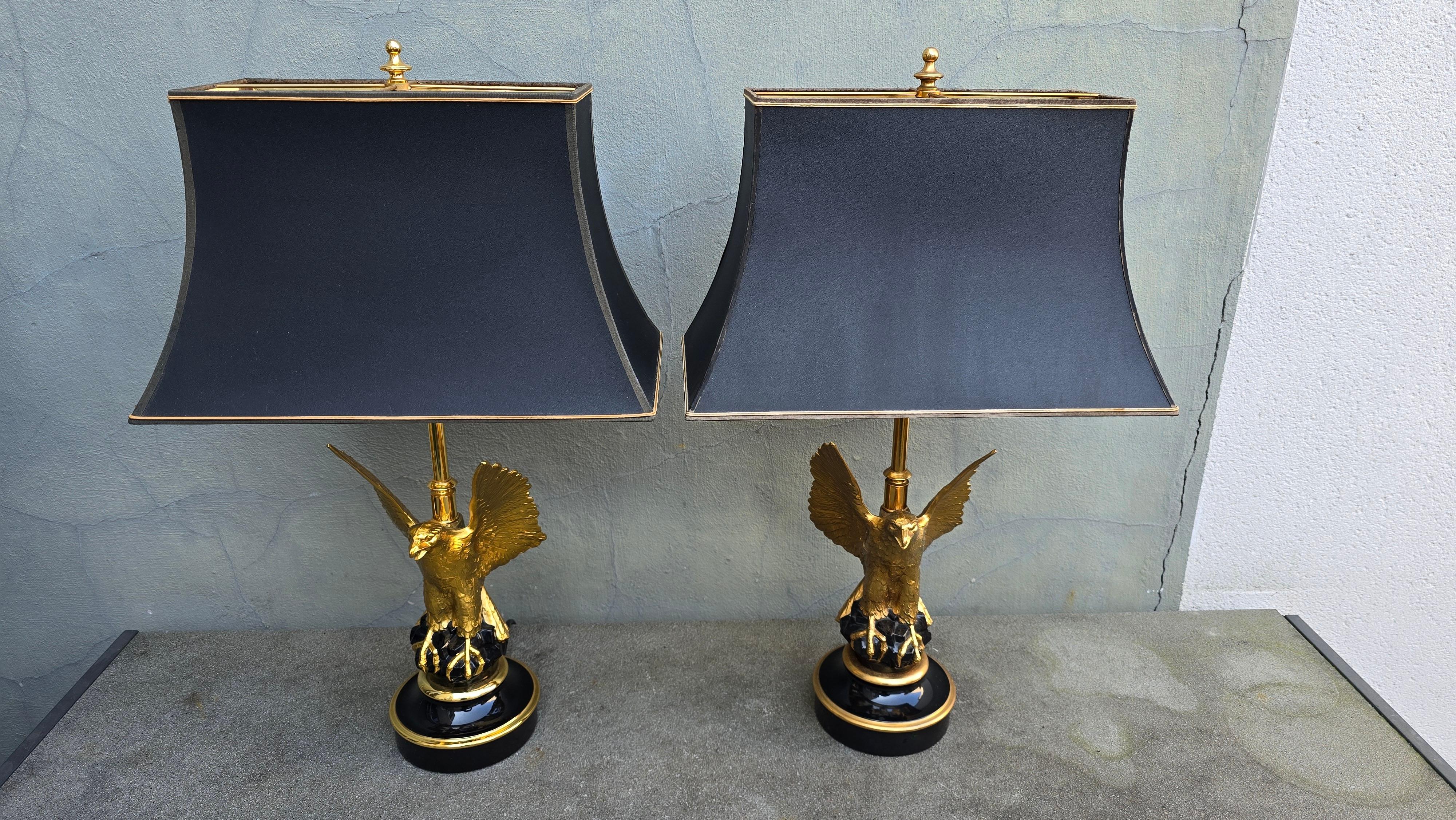 Trois lampes de table aigle de la Maison Jansen en vente 2