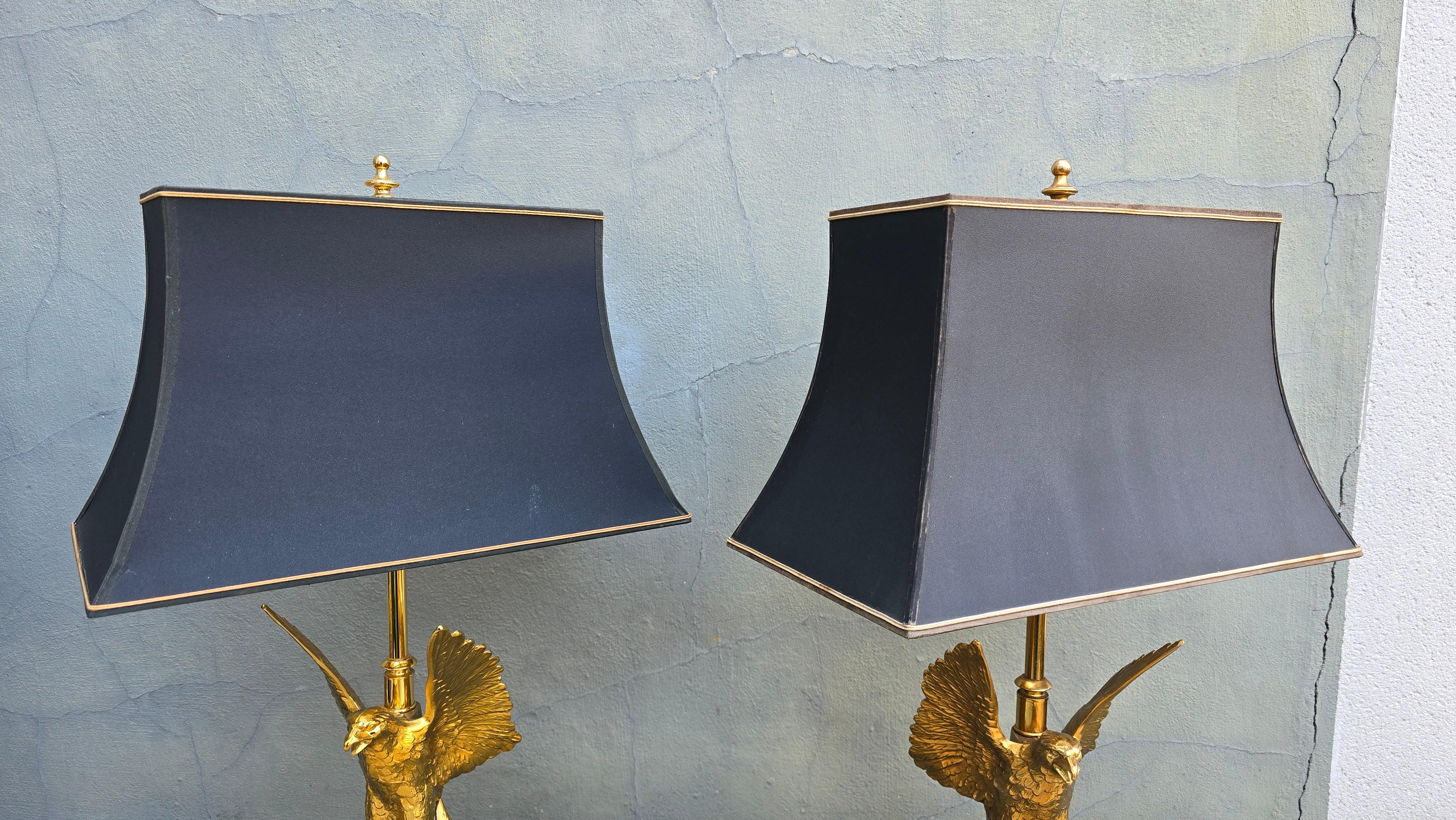 Trois lampes de table aigle de la Maison Jansen en vente 6