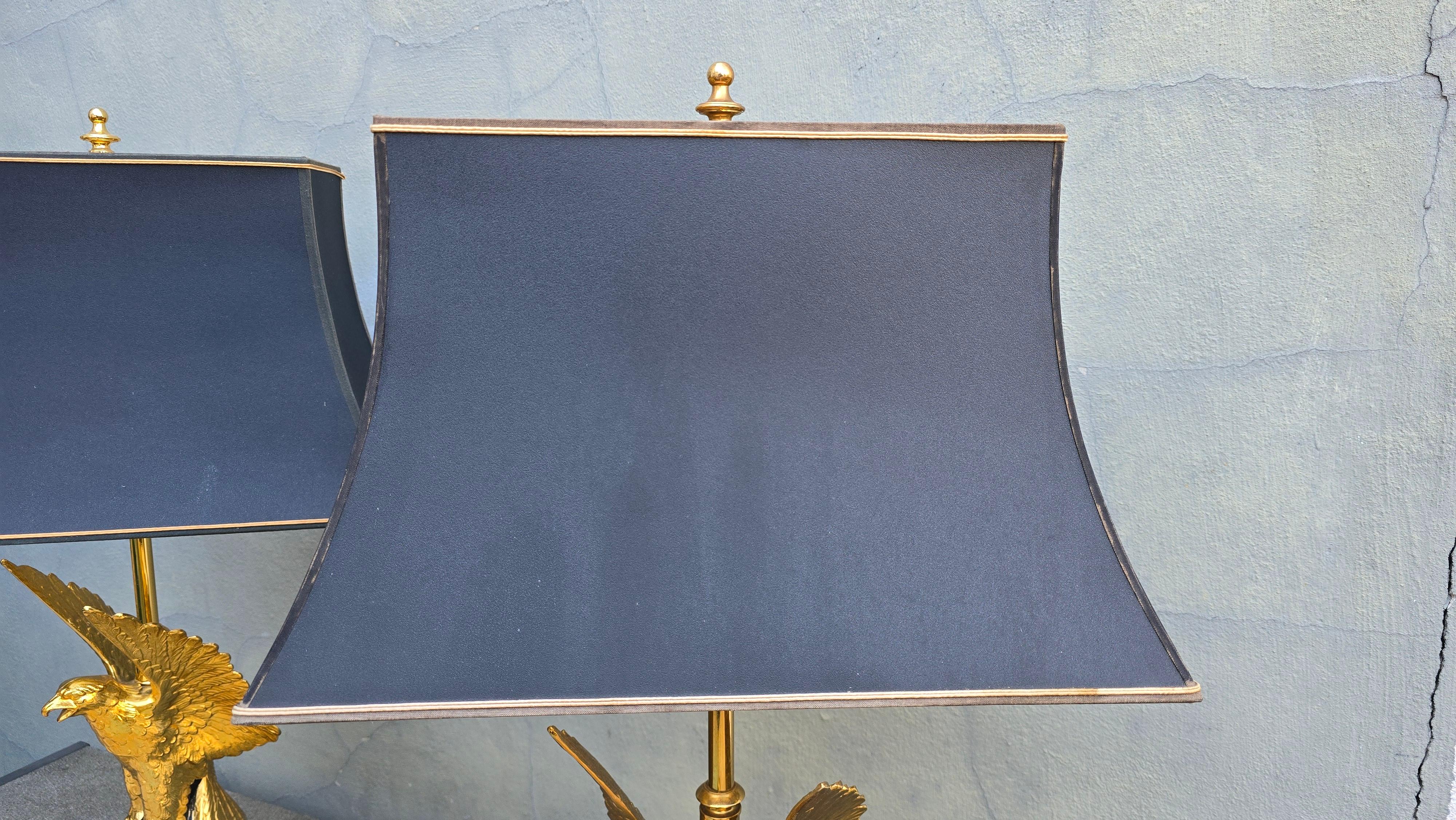 Trois lampes de table aigle de la Maison Jansen en vente 8