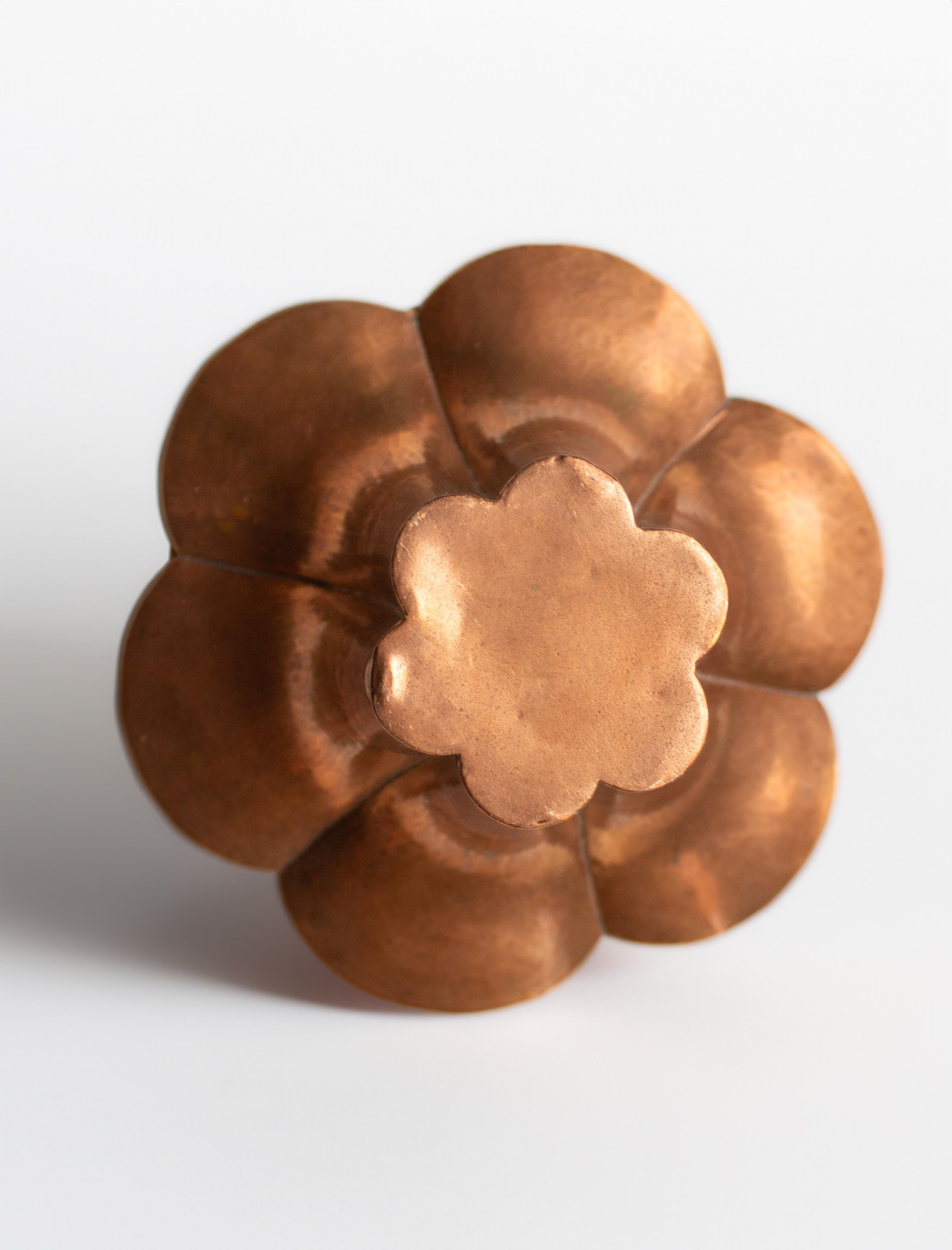 Three Early 19th Century Antique Copper Cake Baking Mold Forms In Good Condition In Stockholm, SE