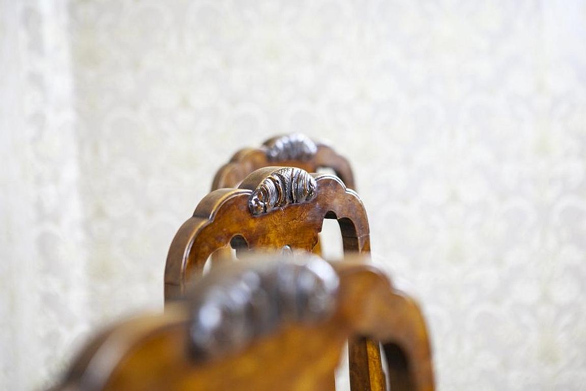 20ième siècle Trois chaises anglaises en noyer du début du XXe siècle de type Chippendale en vente