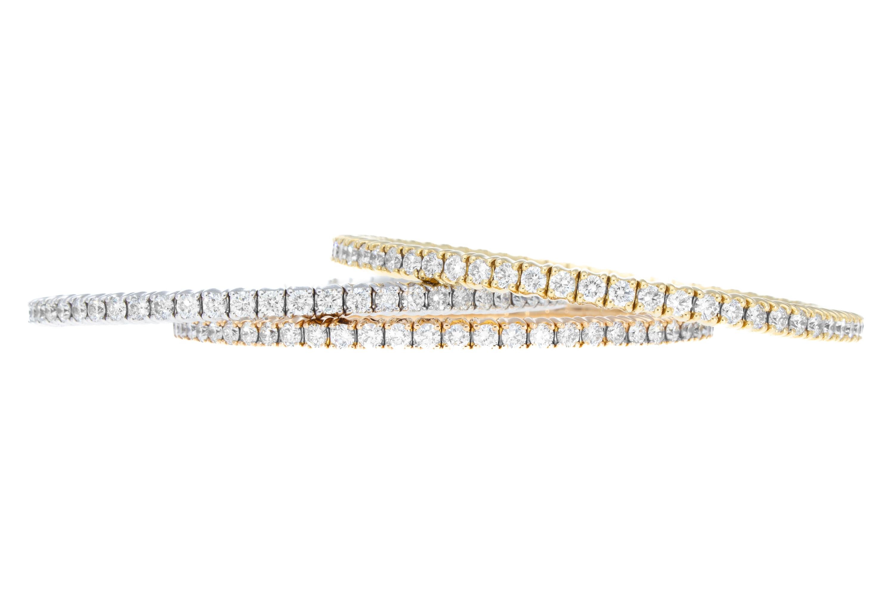 Drei elastische Tennisarmbänder, 12,51 Karat Diamanten, dreifarbig, 18 Kt. Hergestellt in Italien im Angebot 2
