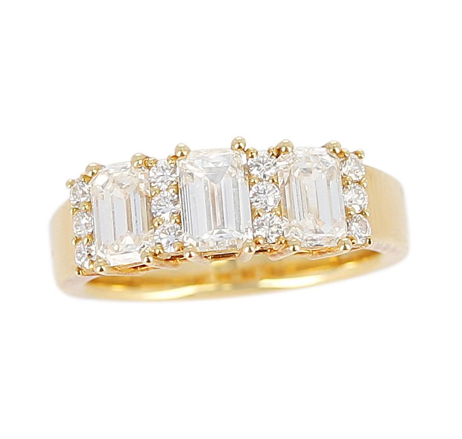 round emerald cut engagement rings